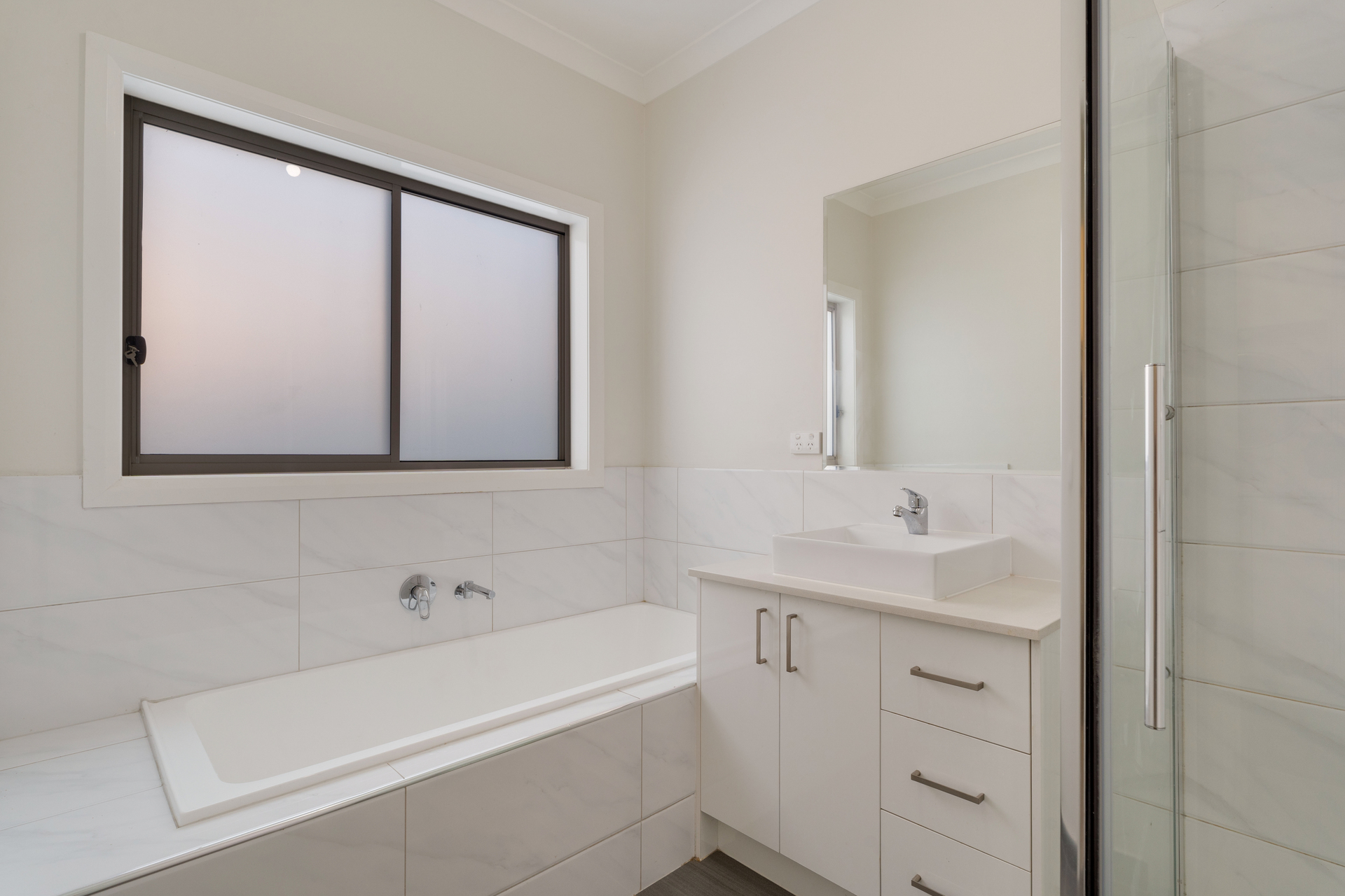 3-bedroom house at 31 LOUDON CIRCUIT, Craigieburn VIC 3064, Hume, Victoria