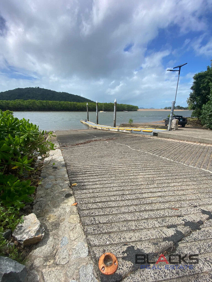 19 Vipiana Drive, Tully Heads, Qld, 4854 - Image 3