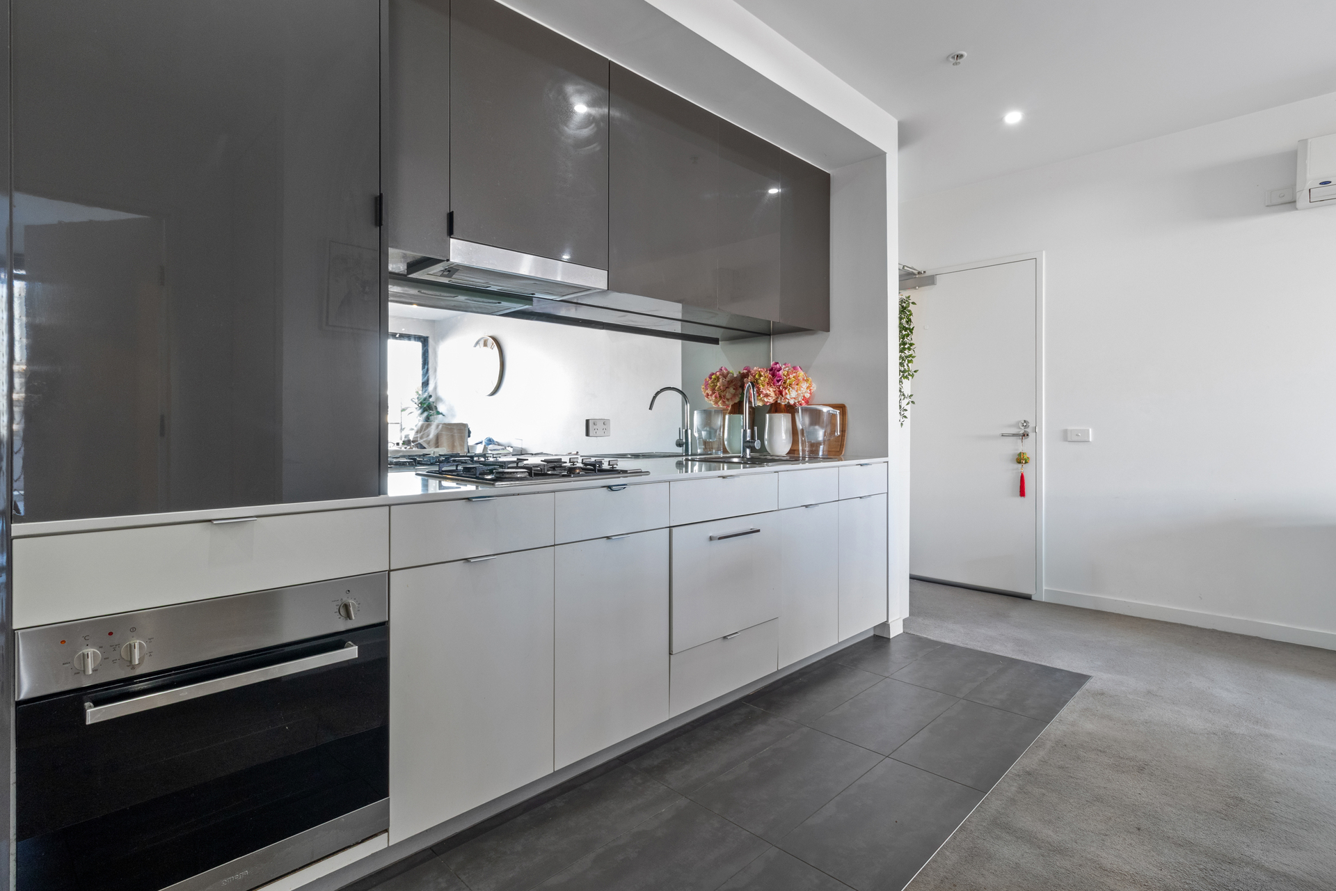 307/18 Queen Street, Blackburn, VIC 3130 - Image 3