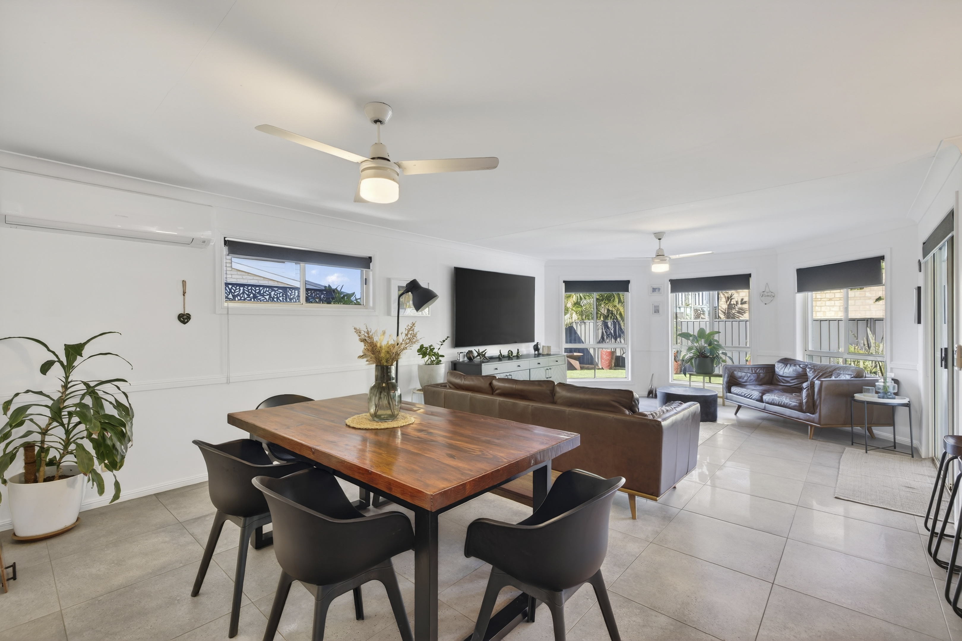 5-bedroom house at 17 Paranka Drive North, Cleveland, Qld, 4163, Redland, Queensland