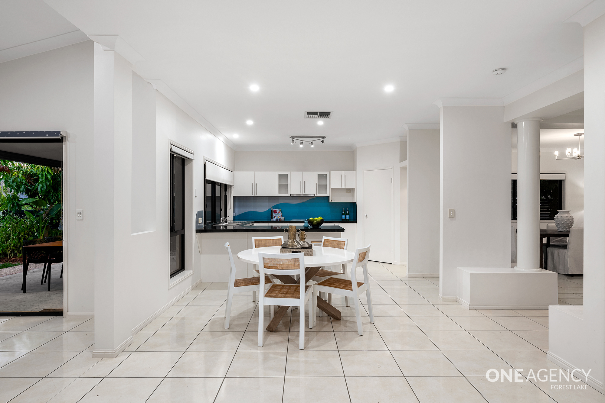 192 Lakeside Avenue, Springfield Lakes, QLD 4300 - Image 10