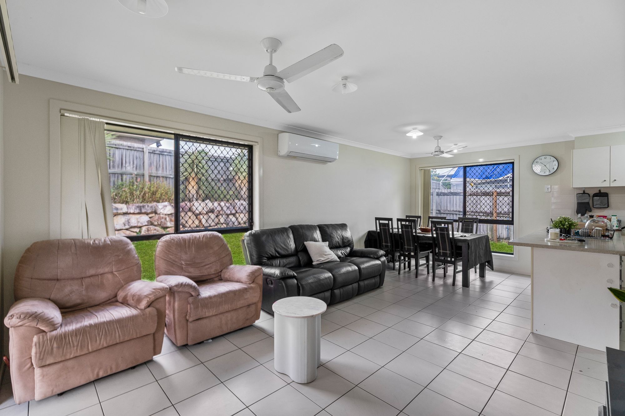 42 Wyndham Circuit, Holmview, QLD 4207 - Image 3