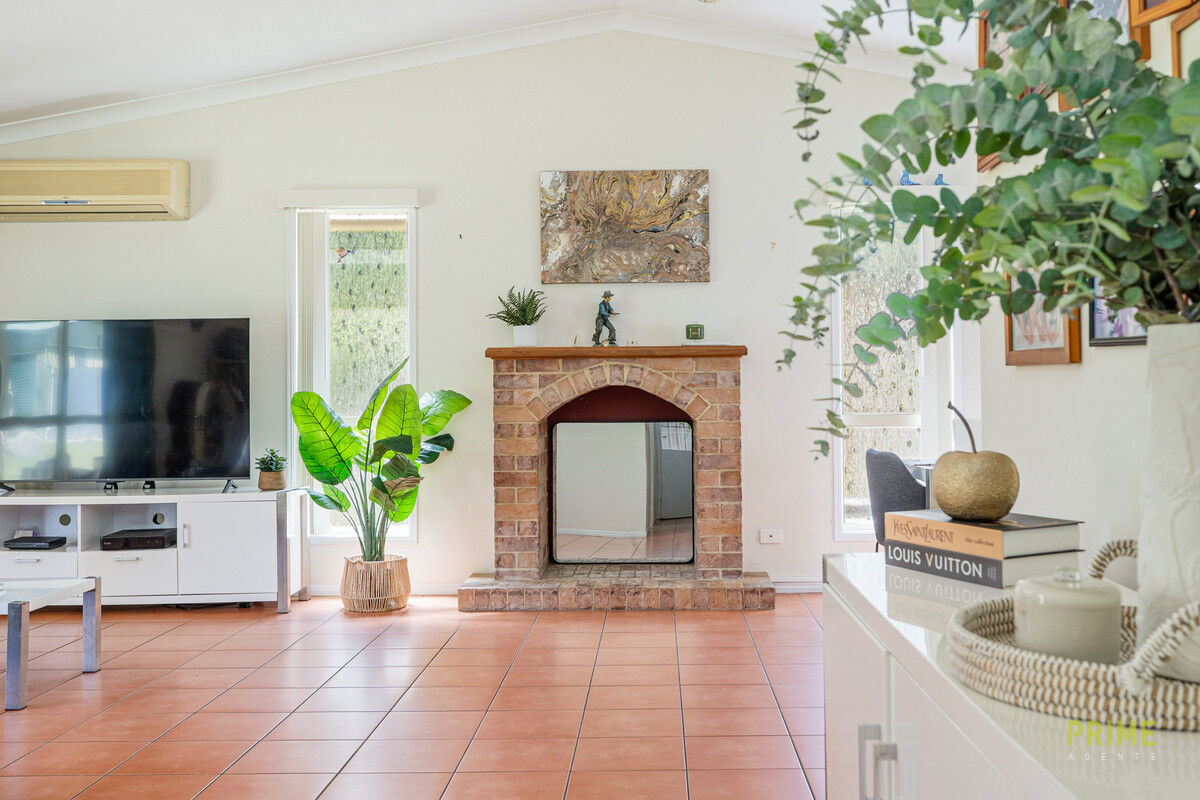 104 Seaview Drive, Booral, QLD 4655 - Image 5