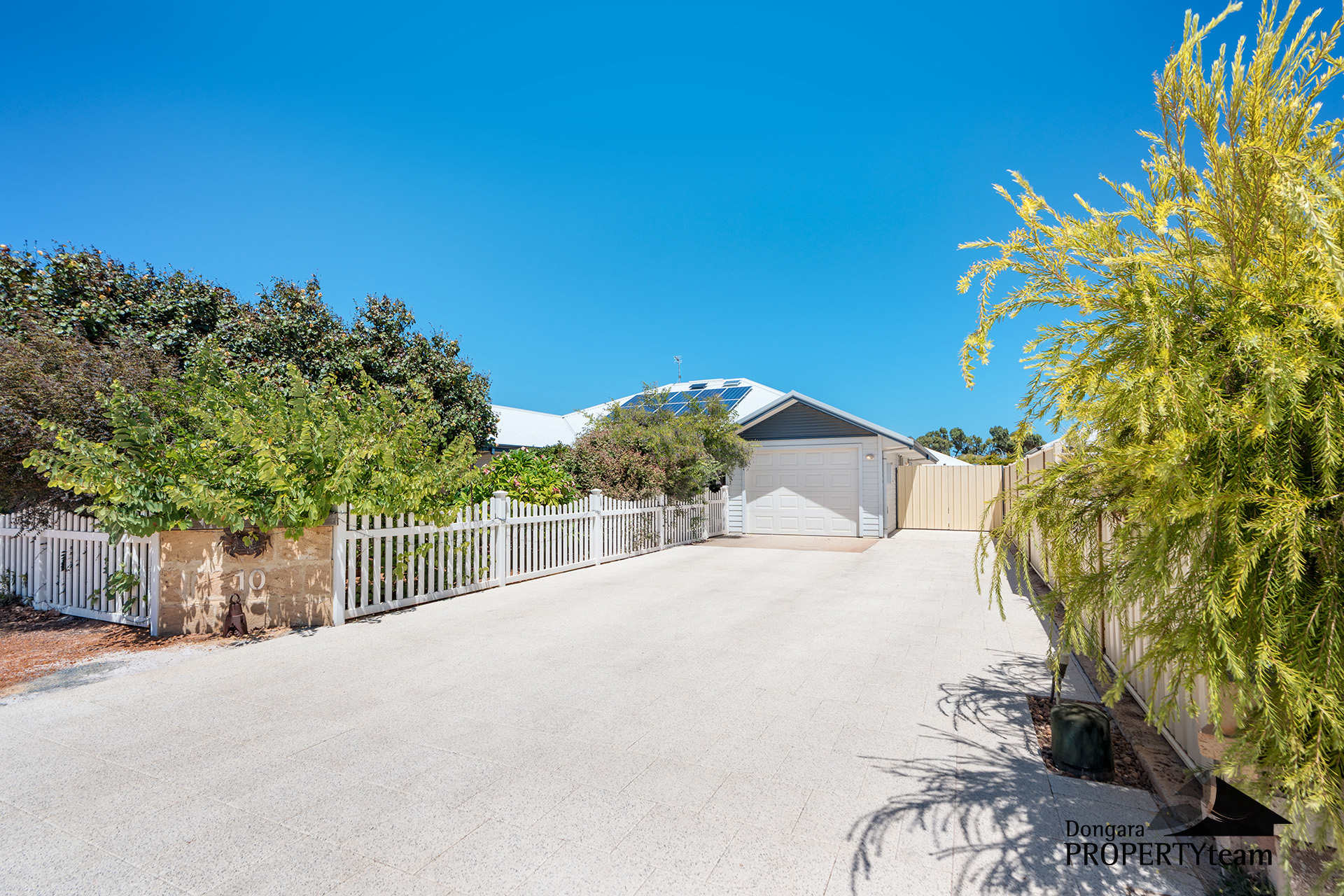 10 Fitzgerald Cove, Port Denison, WA 6525 - Image 1