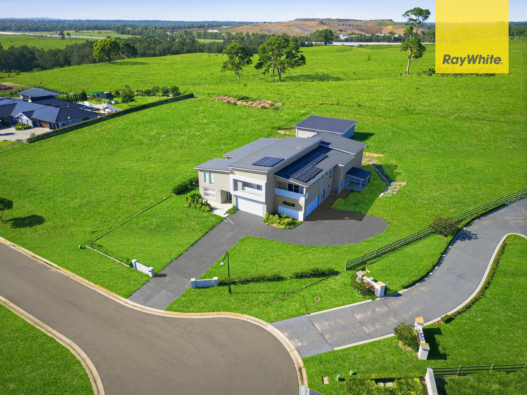 7-bedroom house at 18 FARMINGDALE COURT, Luddenham NSW 2745, Liverpool, New South Wales