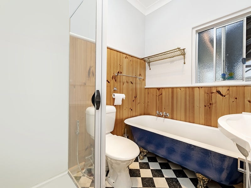 17 Lyndoch Avenue, Warrnambool, VIC 3280 - Image 8