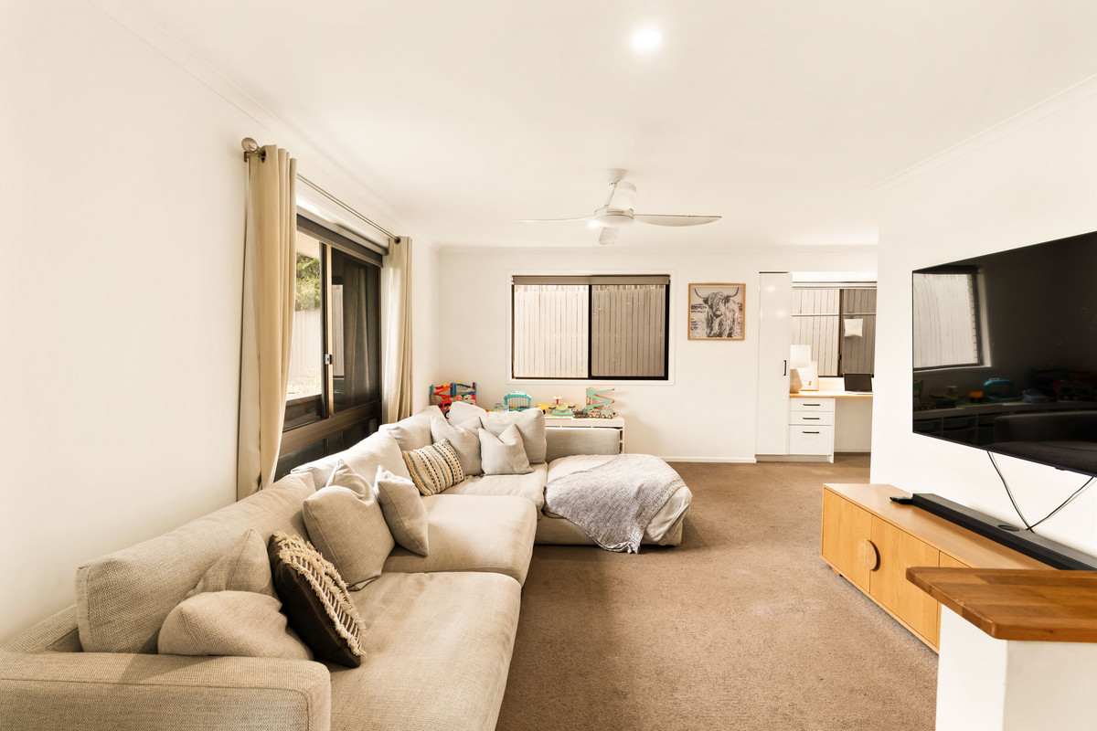 5 HYLACOLA DRIVE, Albany Creek QLD 4035 - Image 10