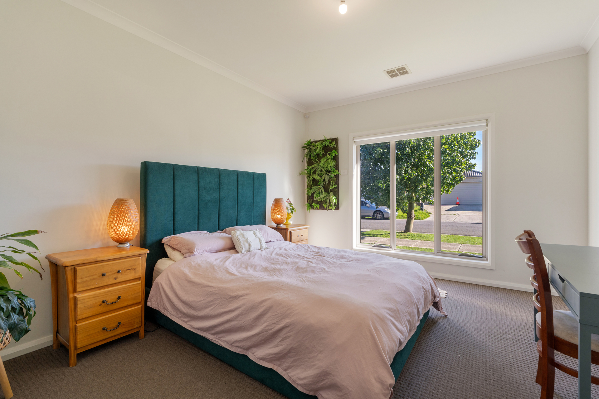 3-bedroom house at 31 LOUDON CIRCUIT, Craigieburn VIC 3064, Hume, Victoria