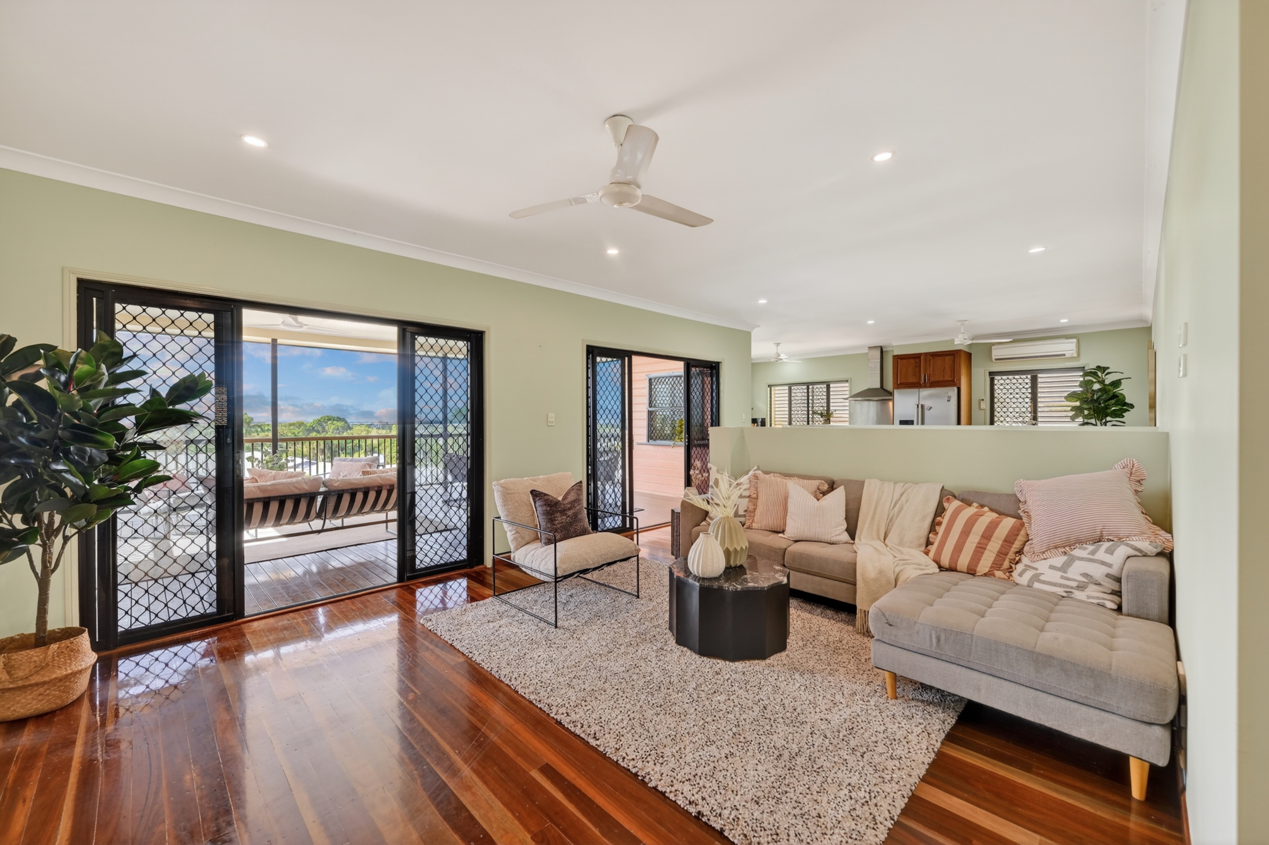 19 NETTLETON STREET, Mount Louisa QLD 4814 - Image 7