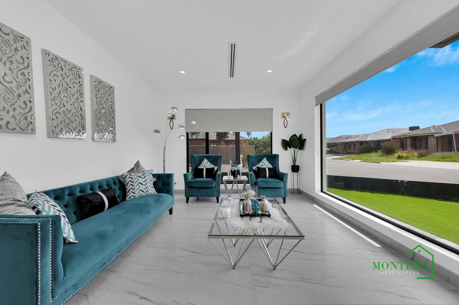 21 Aldergrove Parade, Mickleham, Vic, 3064 - Image 1