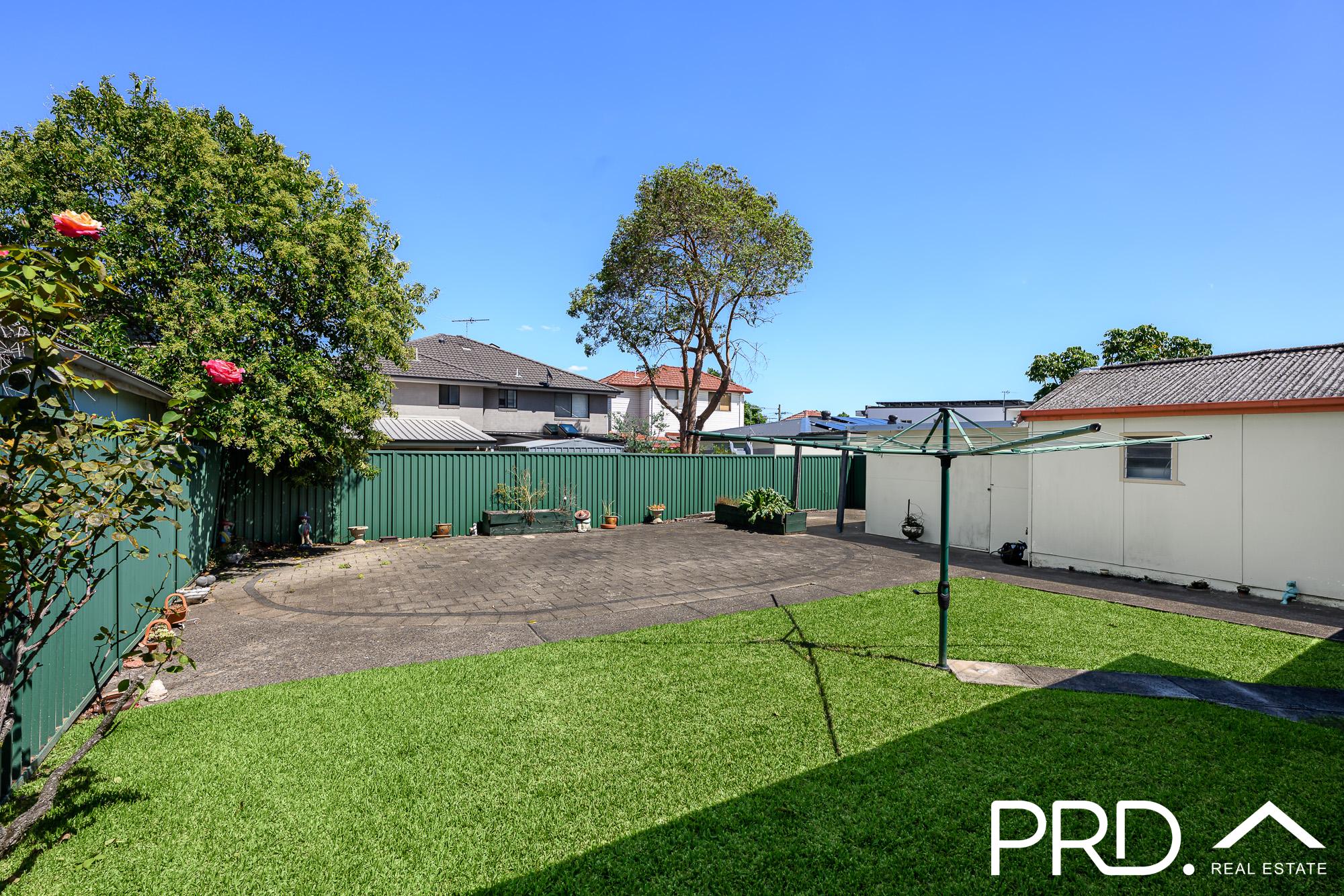 12 BRIGHTON AVENUE, Panania NSW 2213 - Image 8