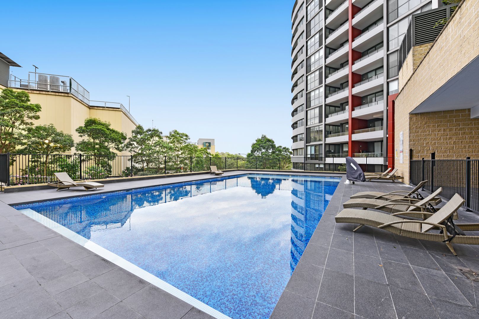 2/9 Gay Street, Castle Hill, NSW 2154 - Image 4