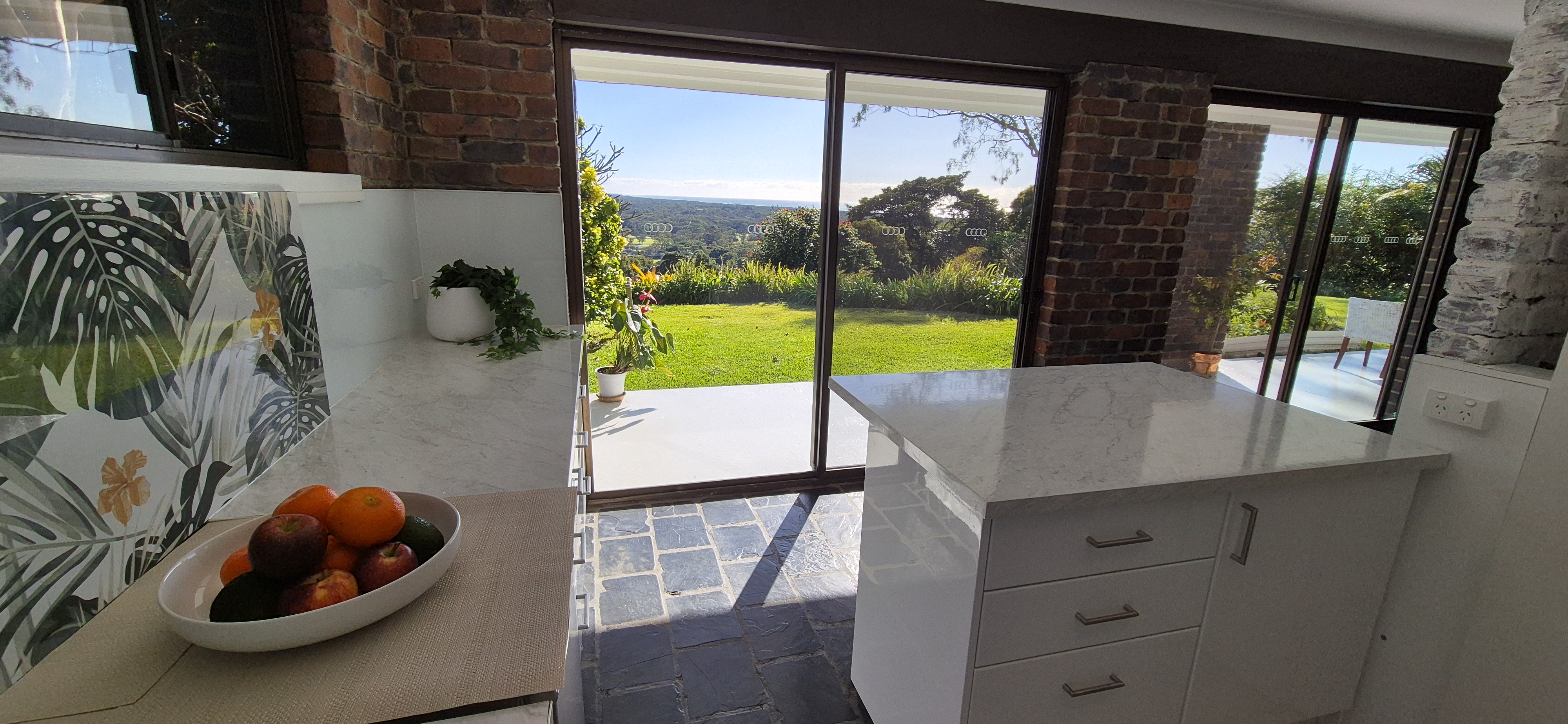 32 TONGARRA DRIVE, Ocean Shores NSW 2483 - Image 2