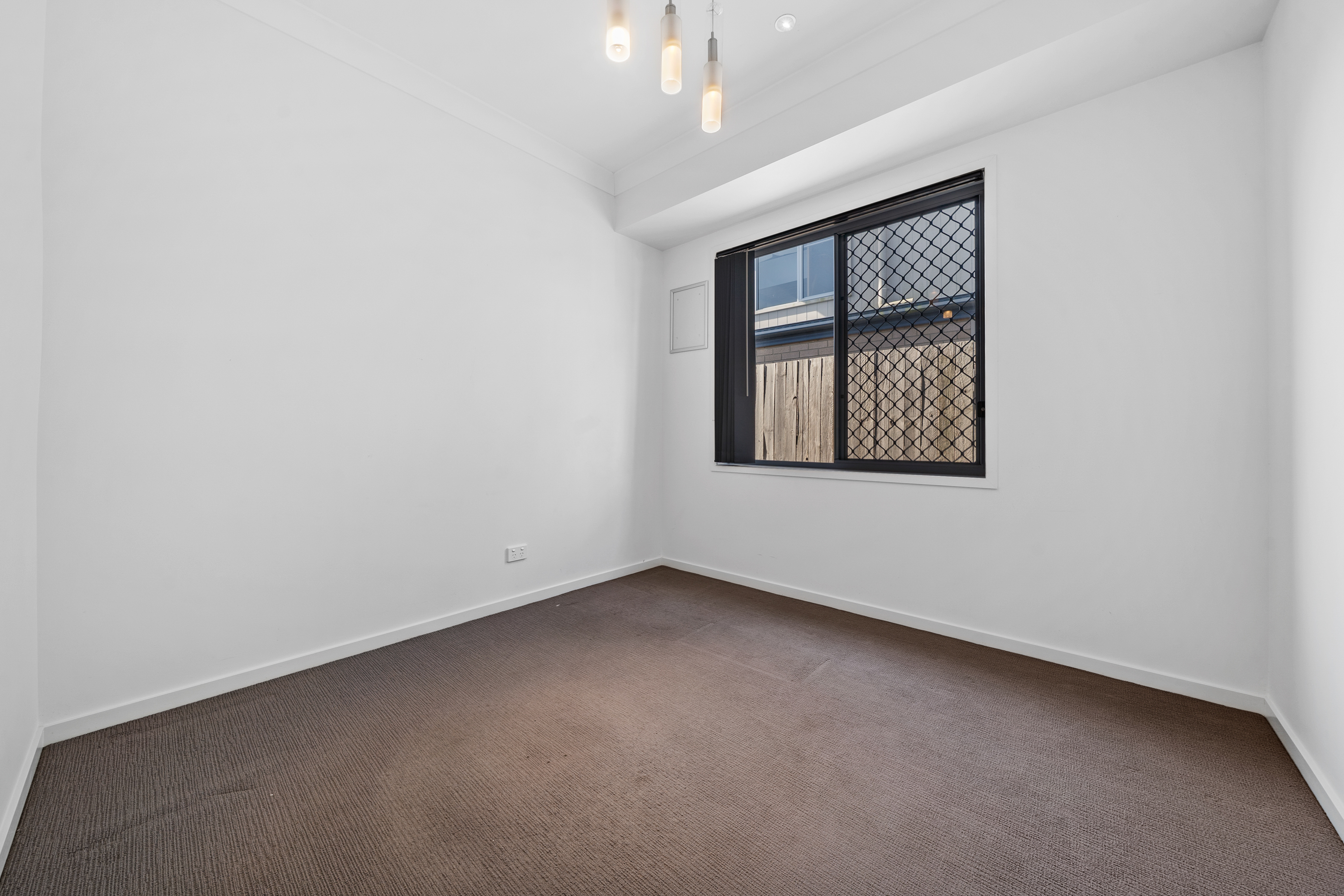 9 MOUNT GLORIOUS STREET, Park Ridge QLD 4125 - Image 1