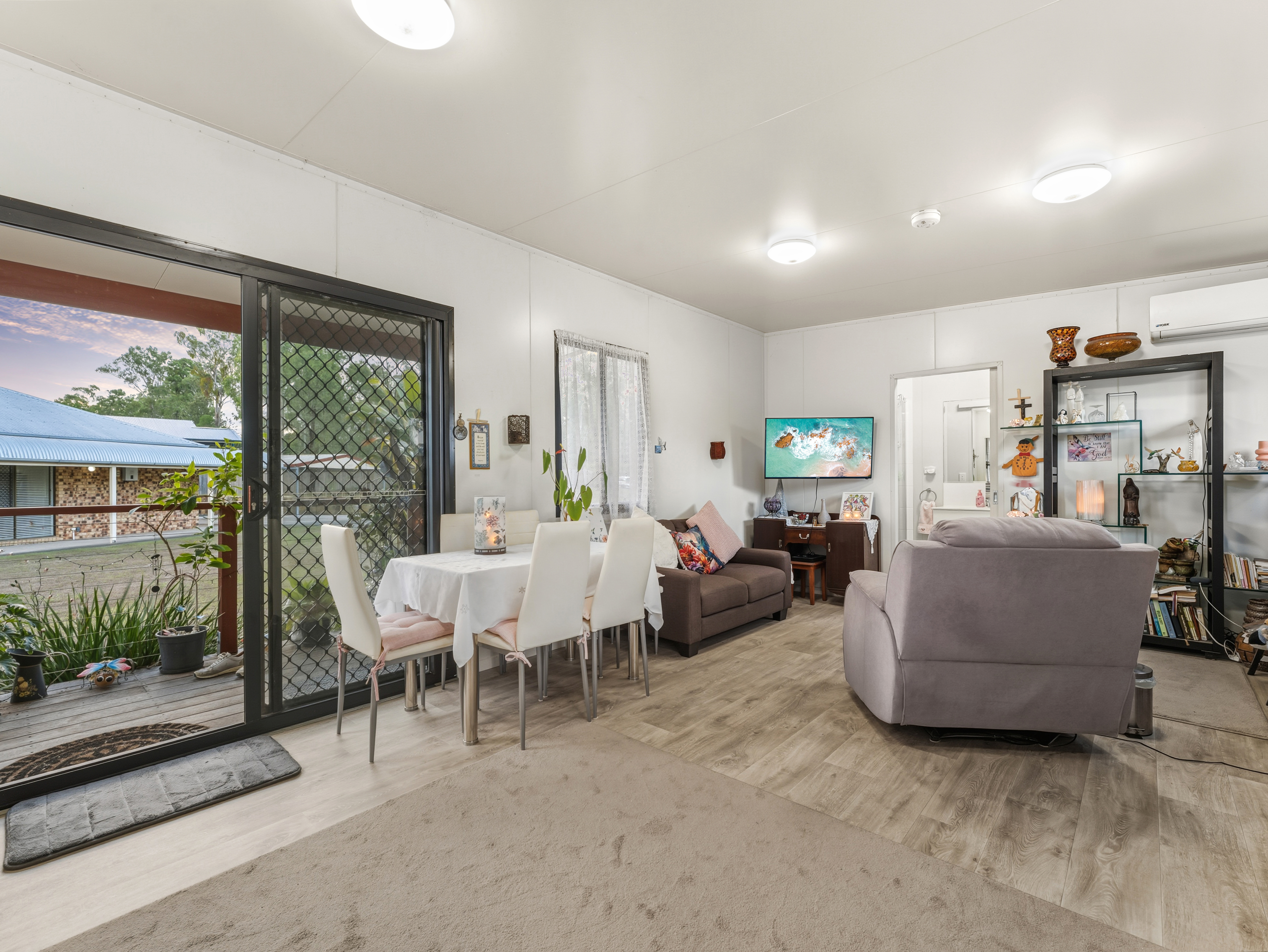 6-bedroom house at 155 Victoria Drive, Jimboomba, Qld, 4280, Logan, Queensland