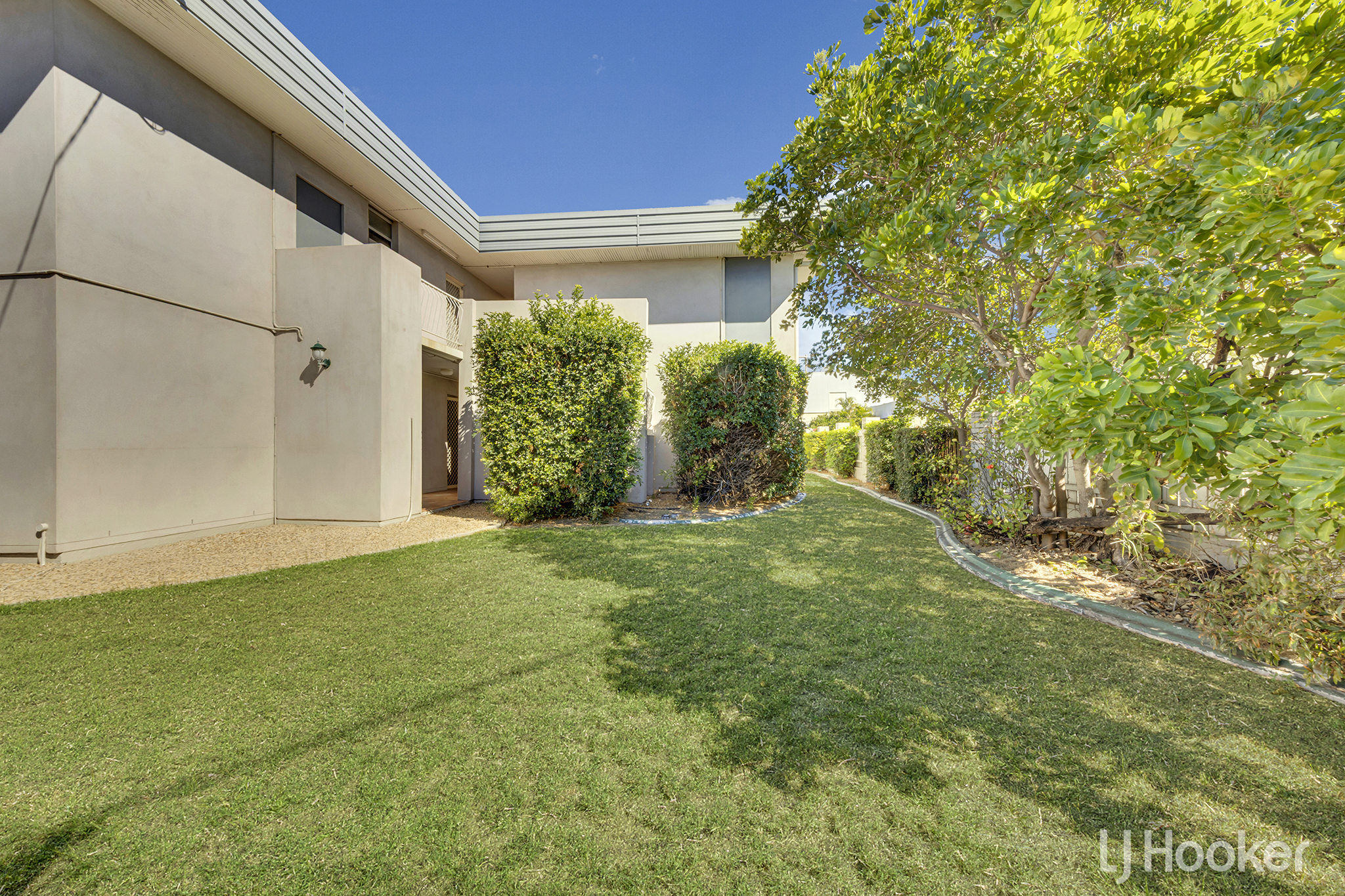 1/141 Auckland Street, Gladstone Central, QLD 4680 - Image 7