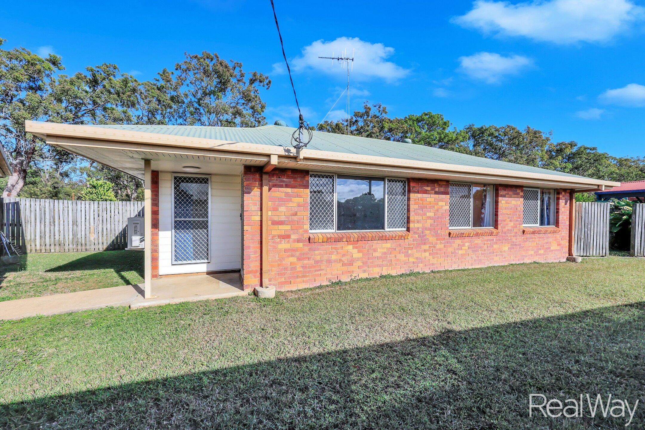 13 SCHOCH STREET, Avenell Heights QLD 4670 - Image 1