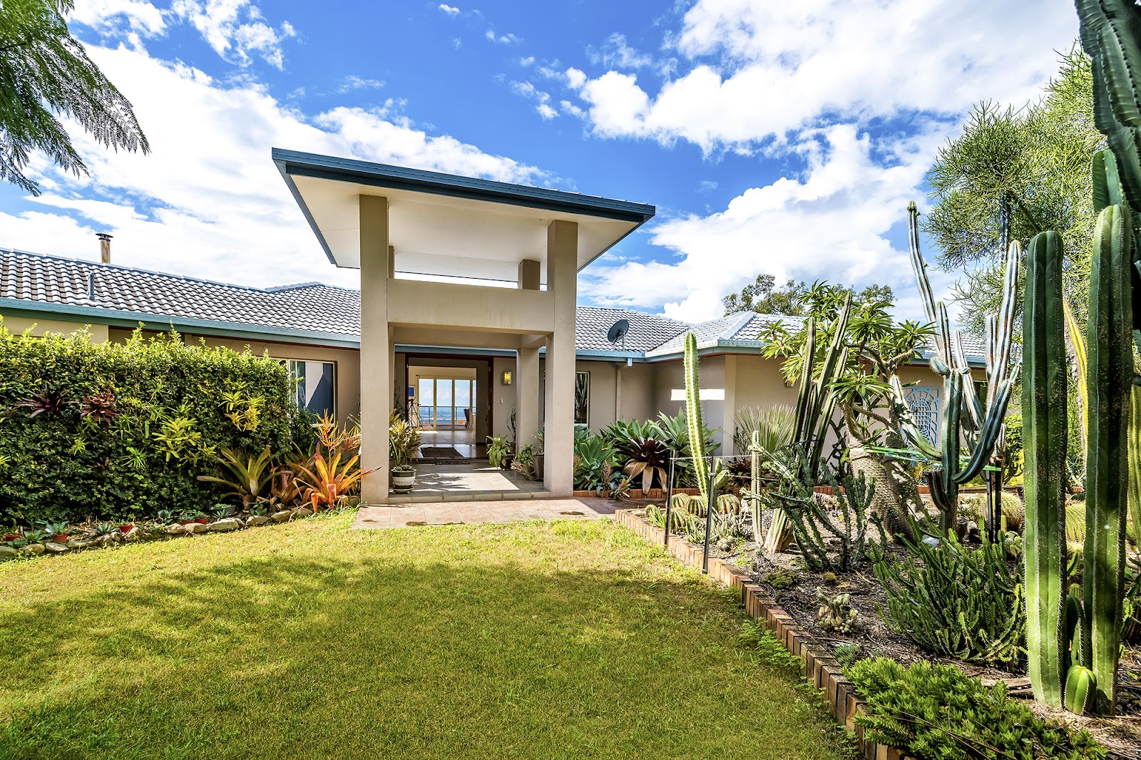 241 The Panorama, Tallai, Qld, 4213 - Image 10