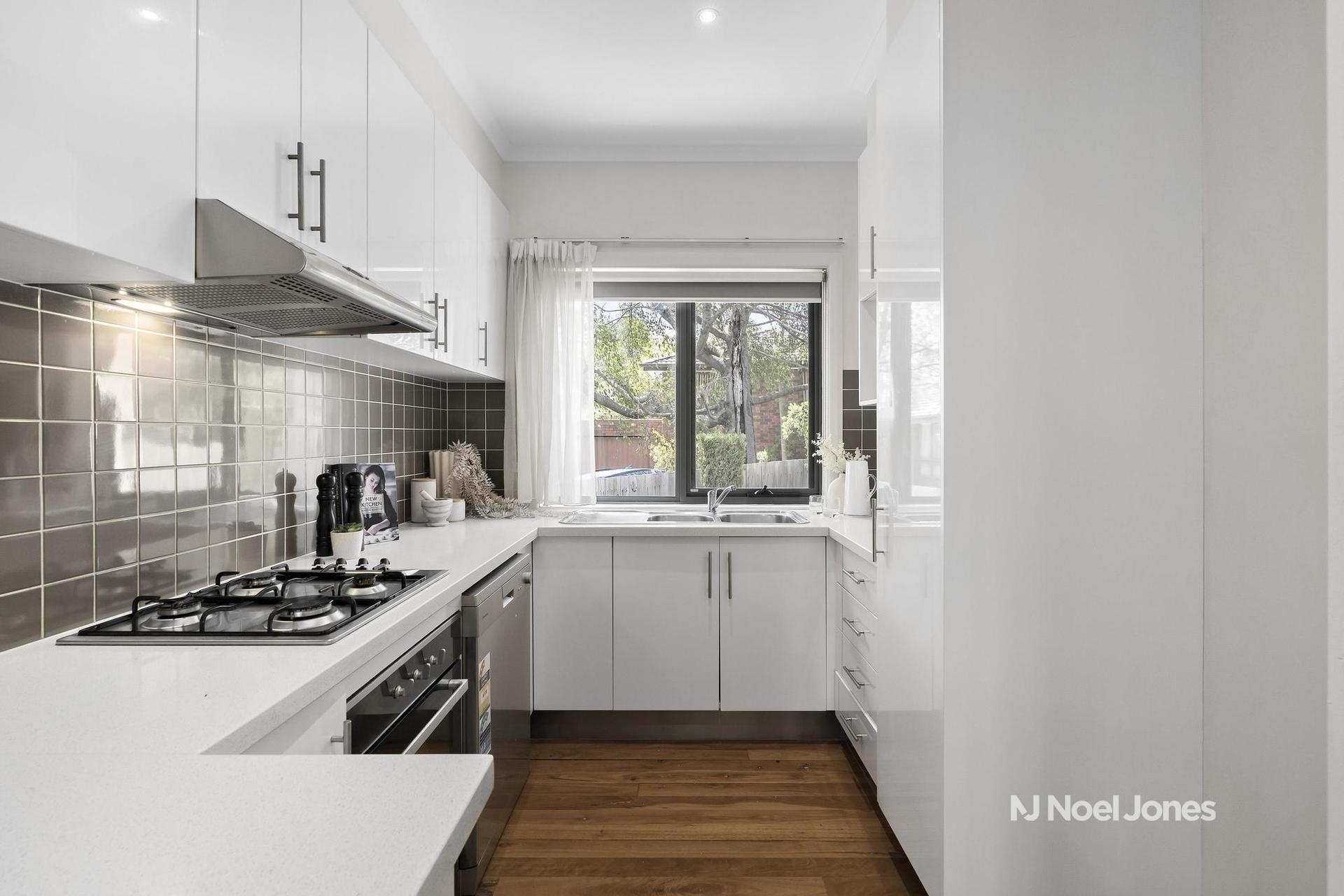 4/37 Harrison Street, Mitcham, VIC 3132 - Image 5