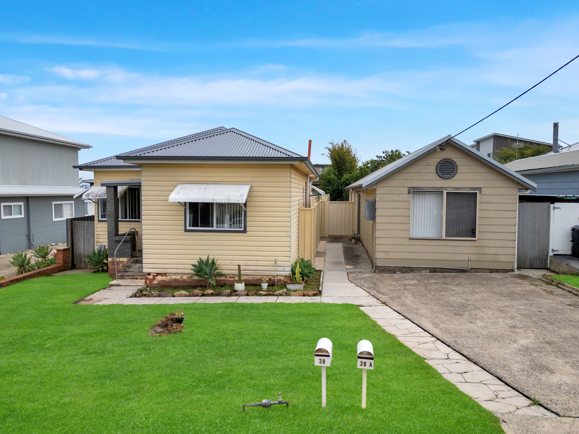 38 Thompson Street, Long Jetty, NSW 2261 - Image 1