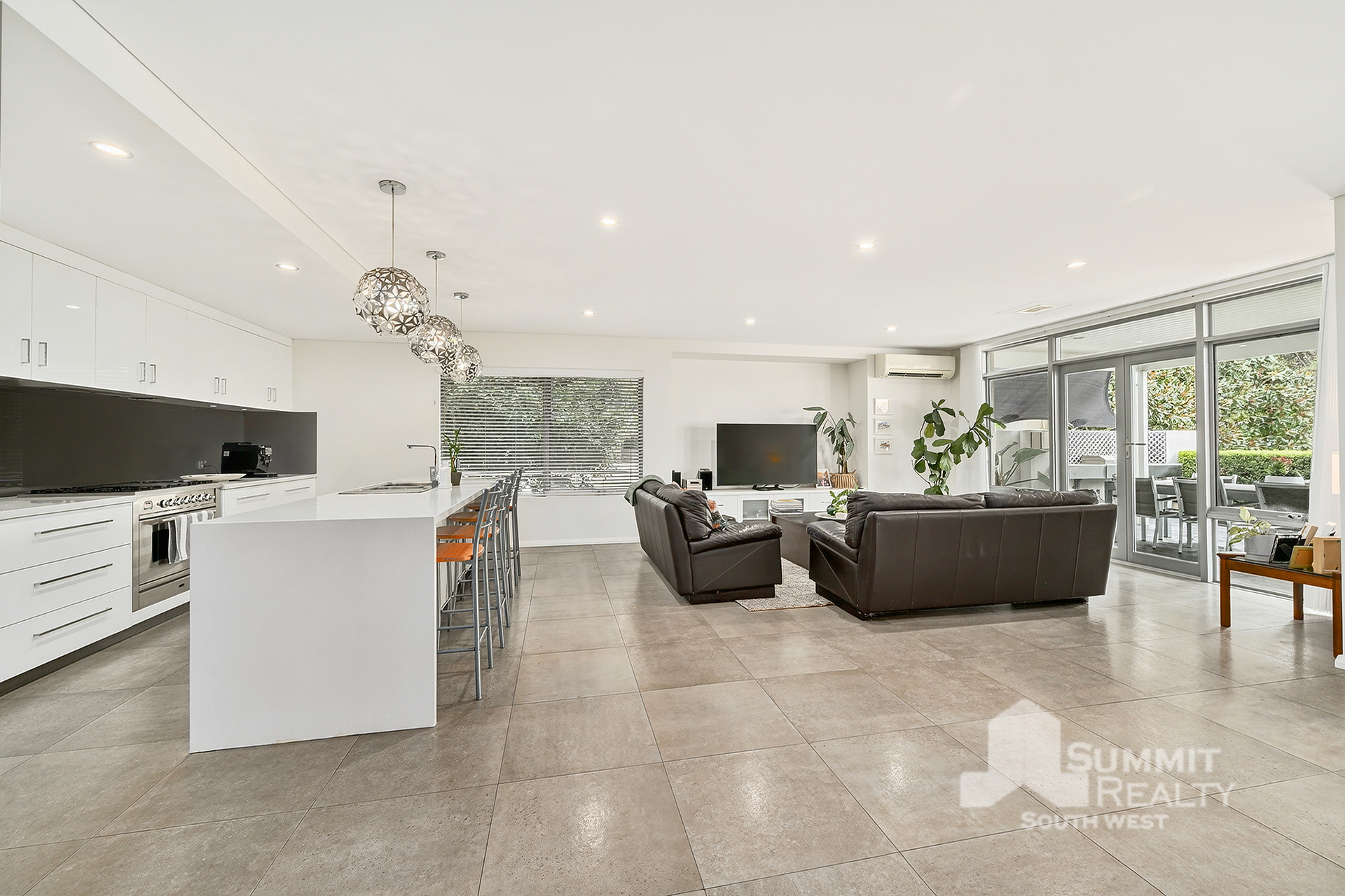 50 STIRLING STREET, Bunbury WA 6230 - Image 9