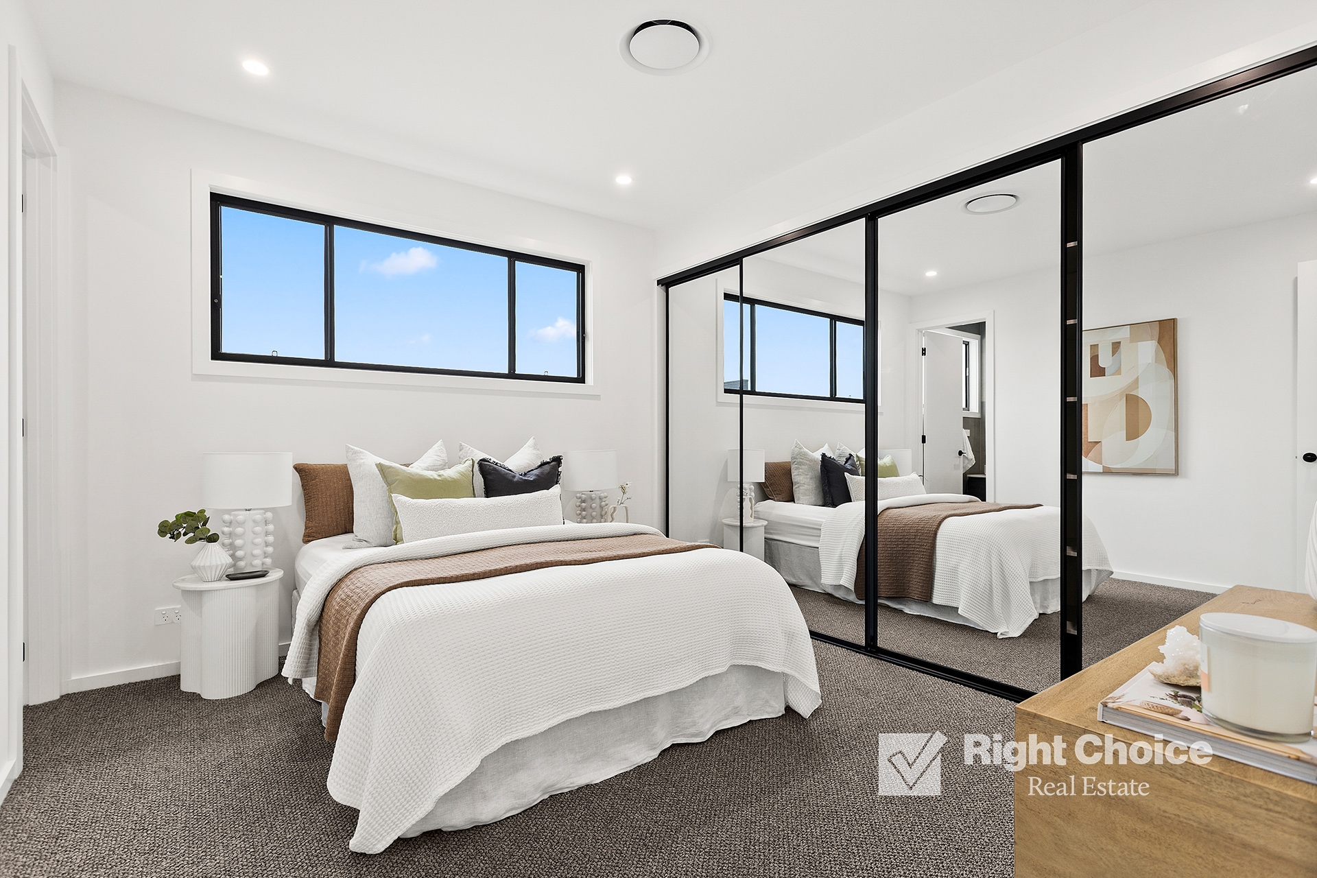 4-bedroom house at 77 Hatter Circuit, Calderwood, NSW 2527, Shellharbour, New South Wales