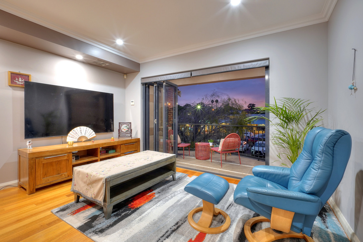 4/64A Third Avenue, Mount Lawley, WA 6050 - Image 3