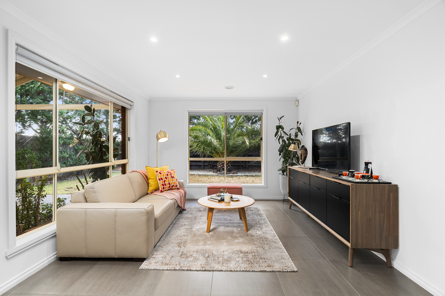 8 Lady Rose Crescent, Sydenham, VIC 3037 - Image 5