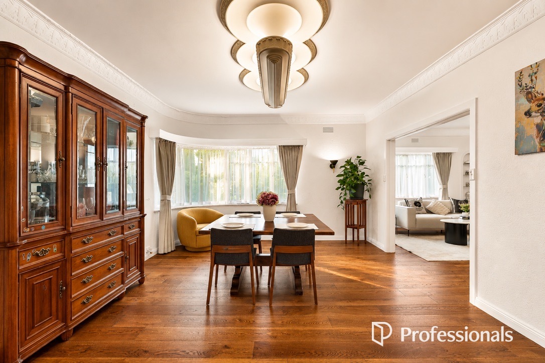 2 Moira Avenue, Carnegie, VIC 3163 - Image 3