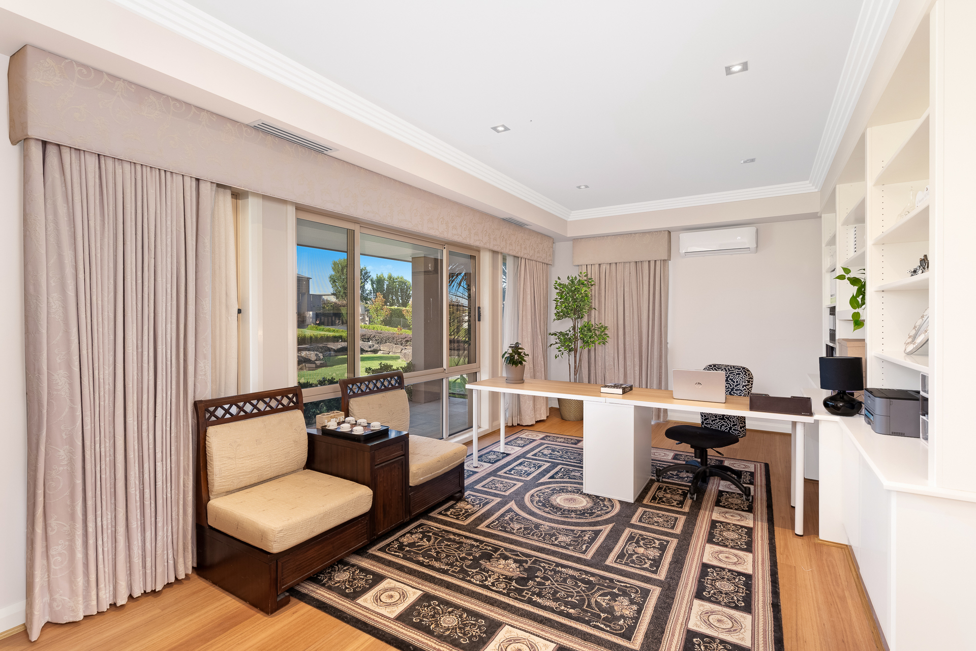 6-bedroom house at 38 PORTRUSH CRESCENT, Luddenham NSW 2745, Liverpool, New South Wales