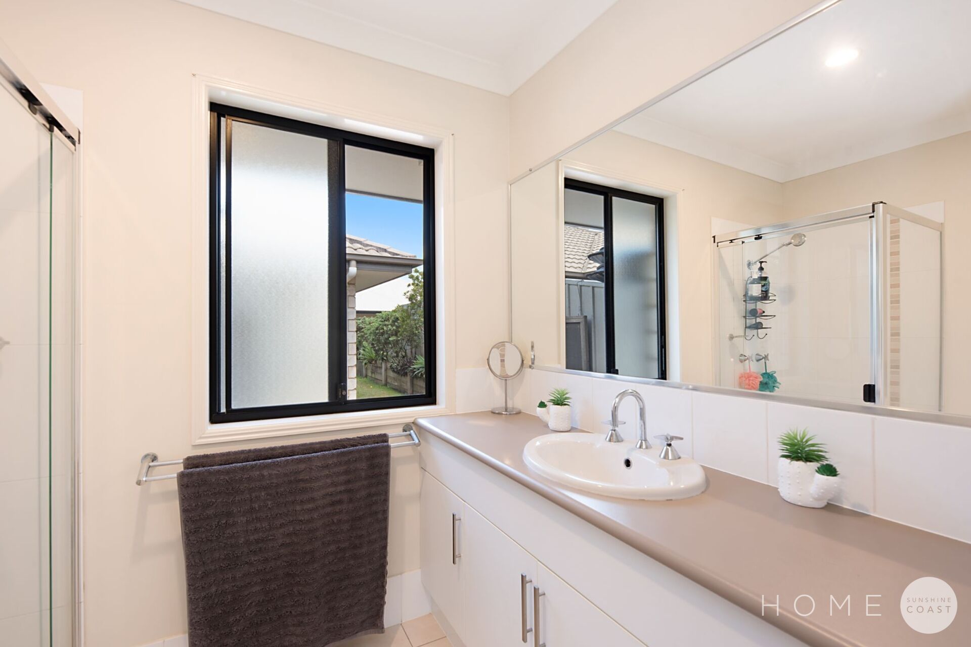 4-bedroom house at 14 GREENVIEW AVENUE, Beerwah QLD 4519, Sunshine Coast, Queensland