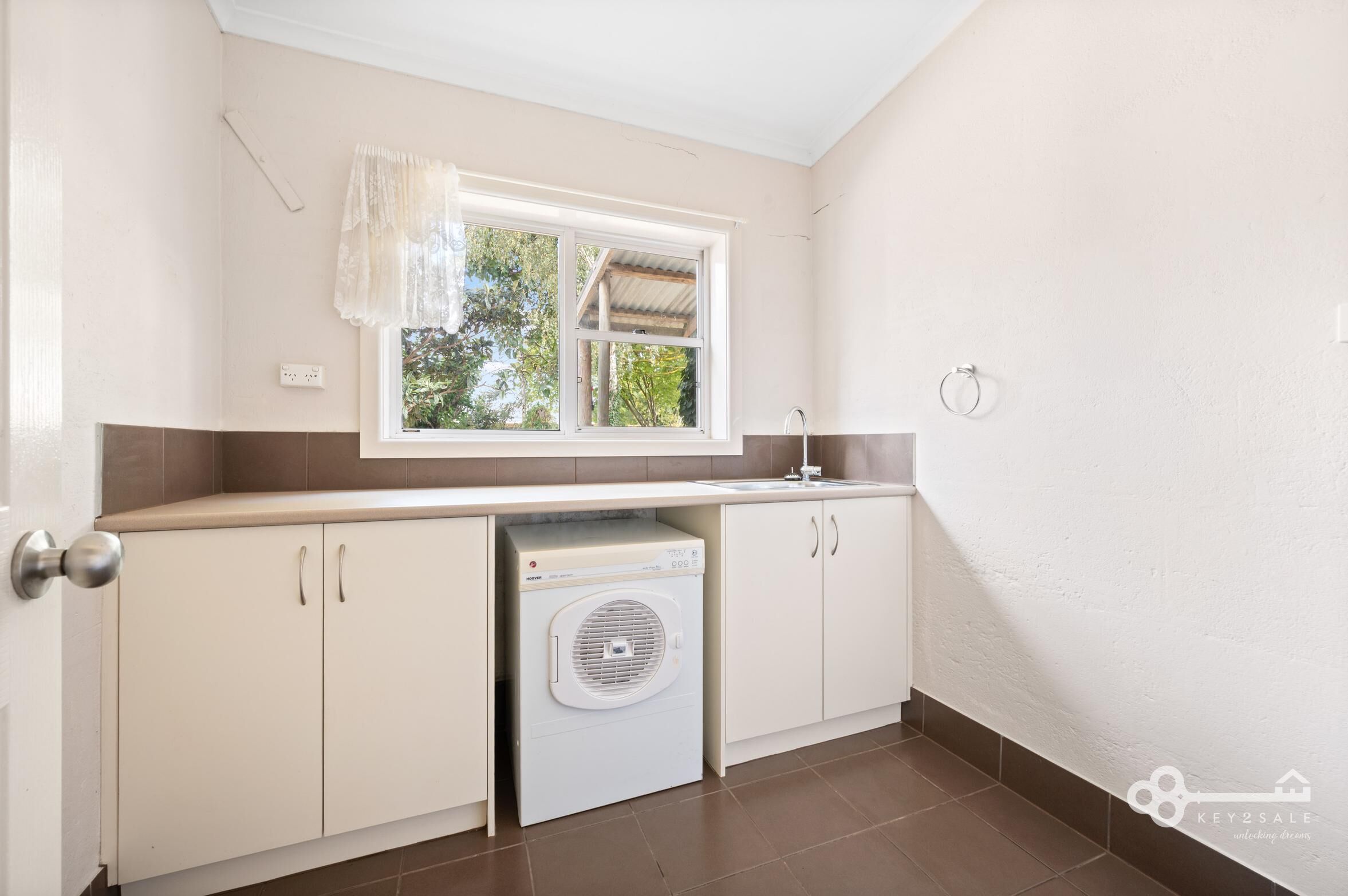 3-bedroom house at 27 Agnes Street, Mount Gambier, SA 5290, Mount Gambier, South Australia