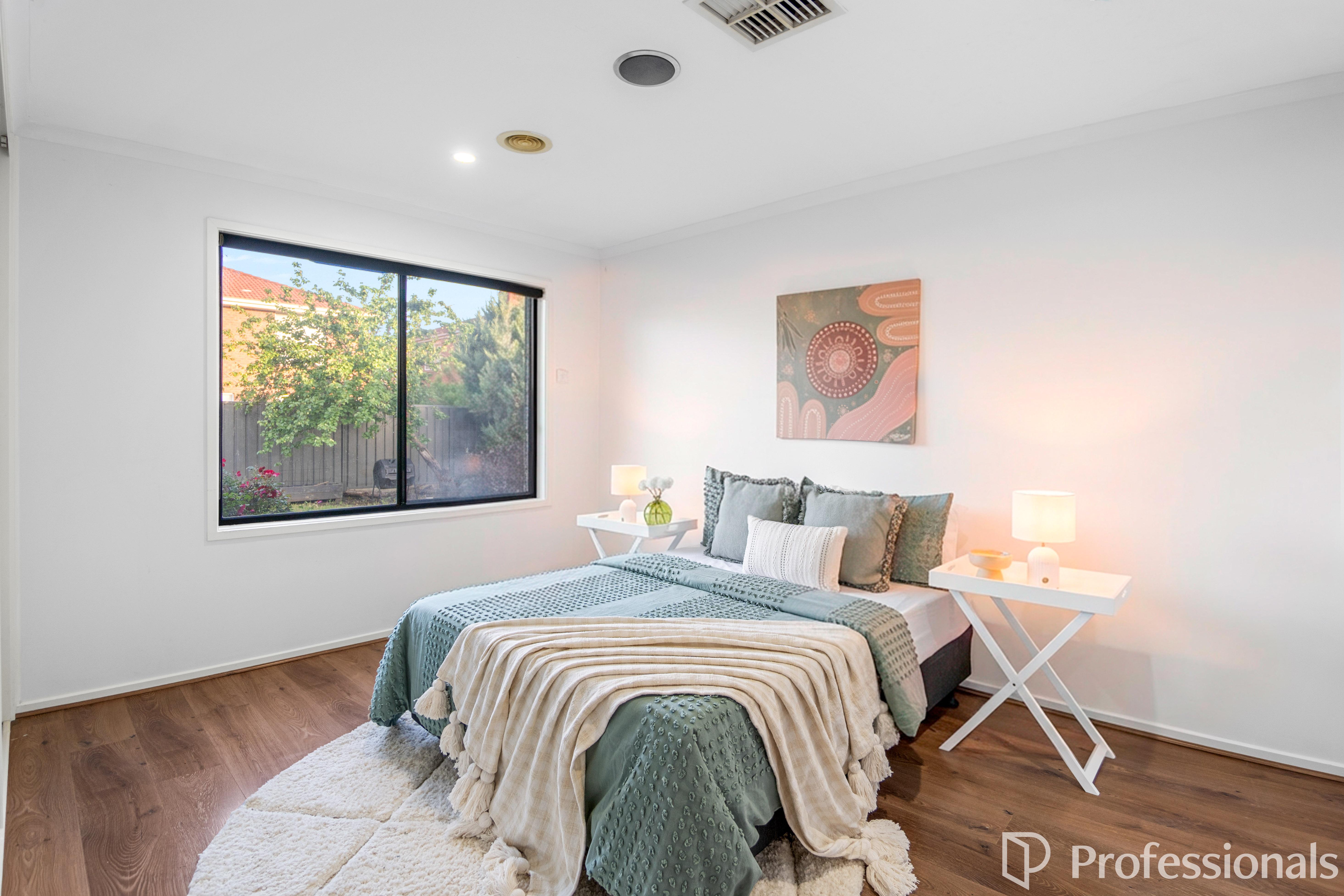 6 NEWHAVEN WAY, Cairnlea VIC 3023 - Image 2