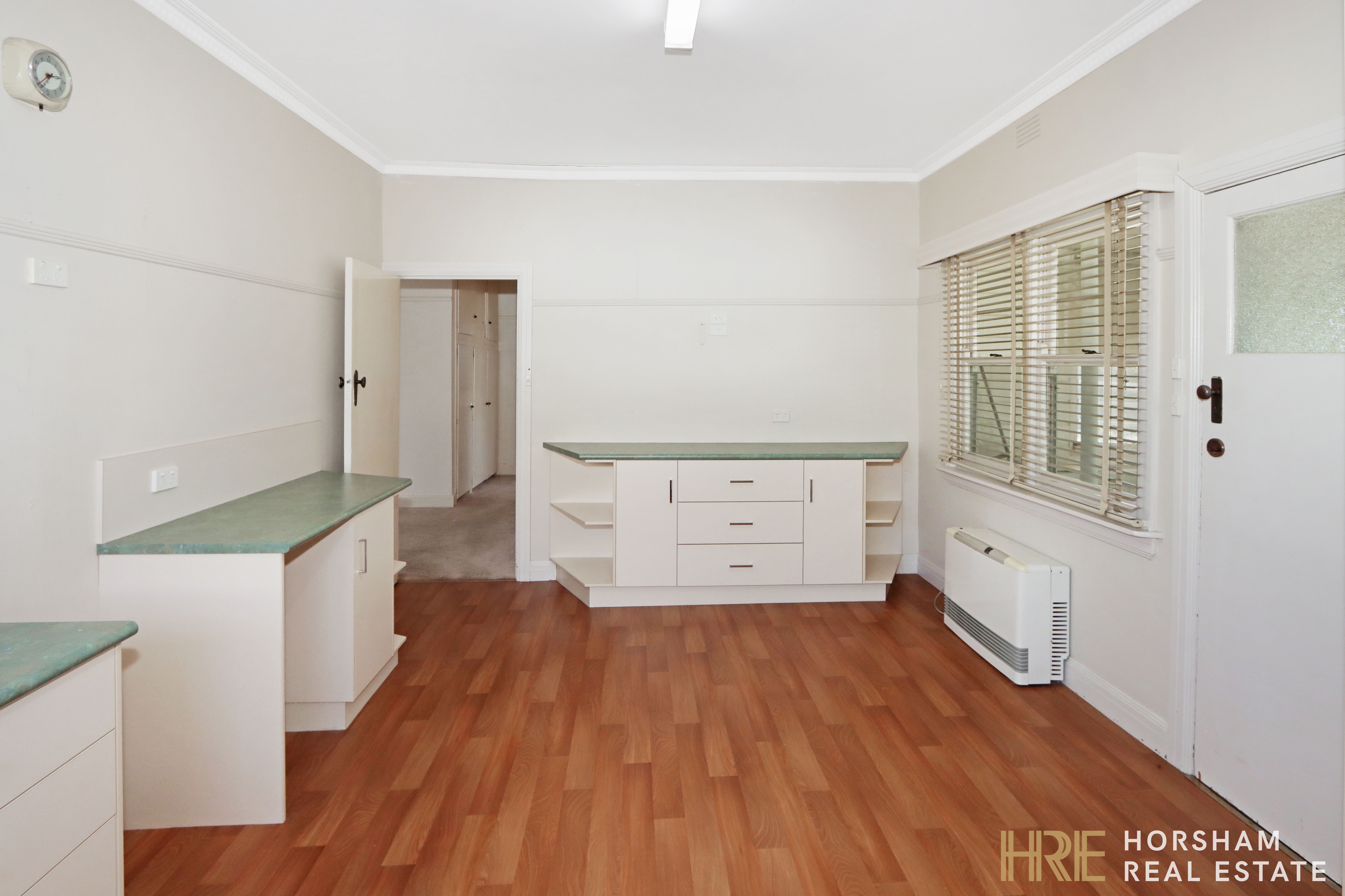 8 Federation Avenue, Horsham, VIC 3400 - Image 1