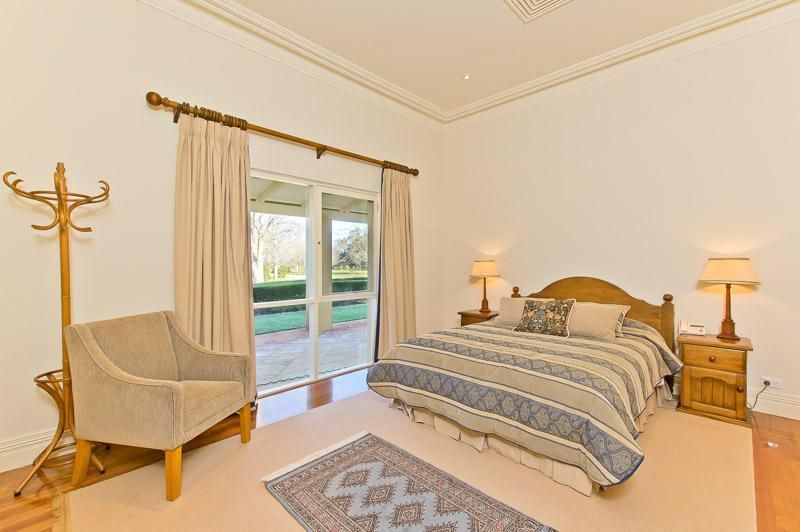 7-bedroom house at 1670 Readheads Road, Stake Hill, WA 6181, Murray, Western Australia