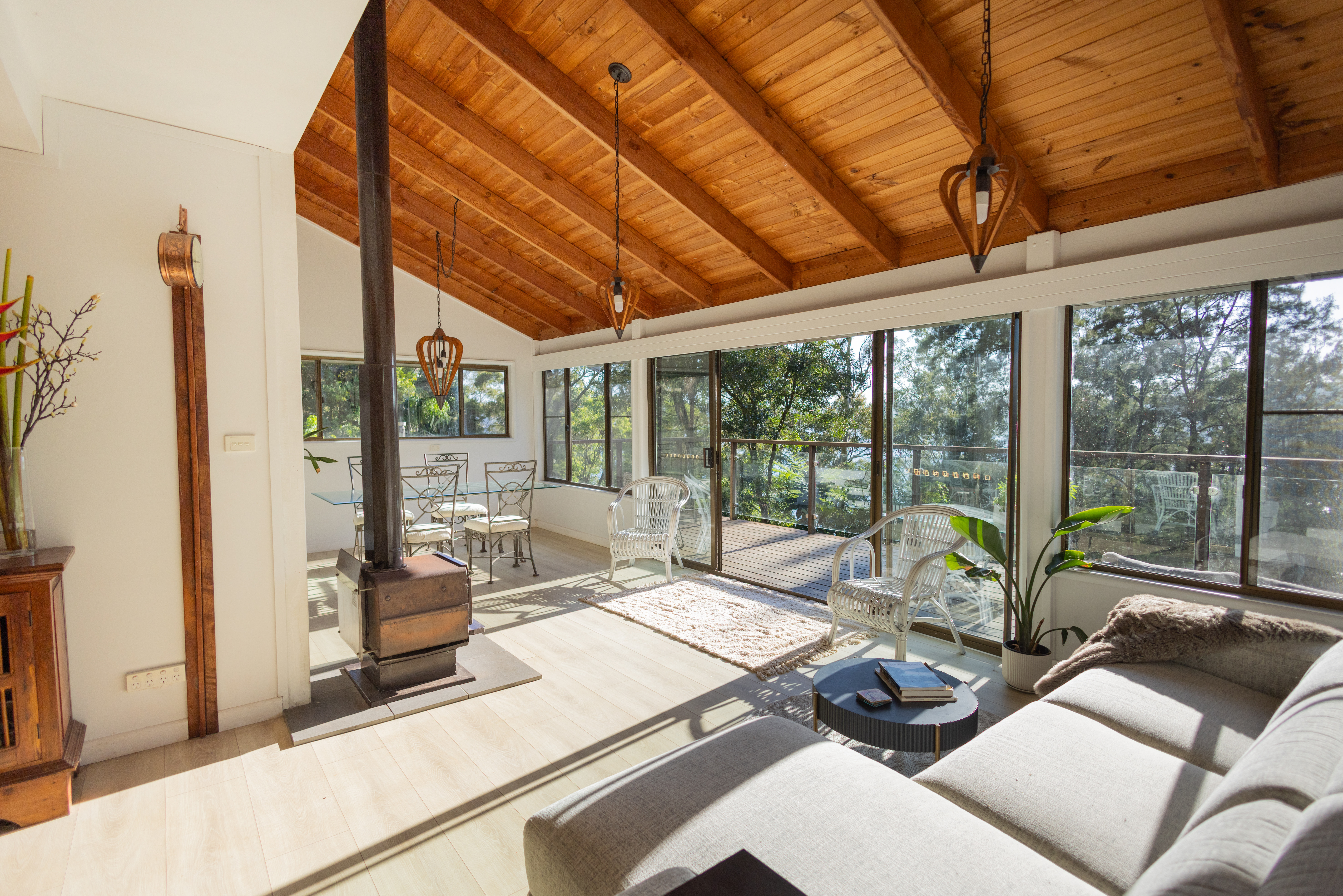 15 THOMPSON STREET, Scotland Island NSW 2105 - Image 2