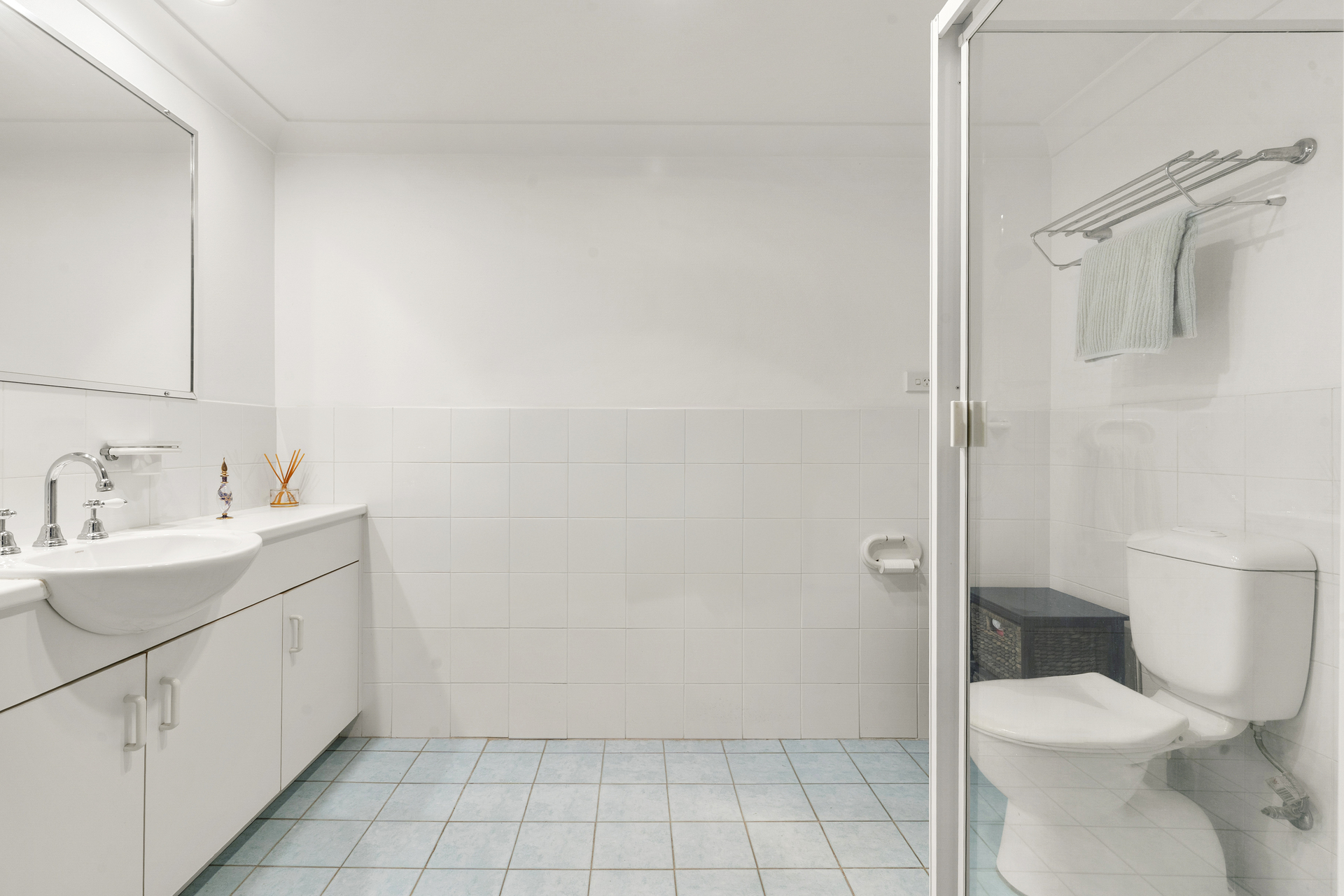 3-bedroom unit at 4 2-4 CENTRAL ROAD, MIRANDA NSW 2228, Sutherland, New South Wales