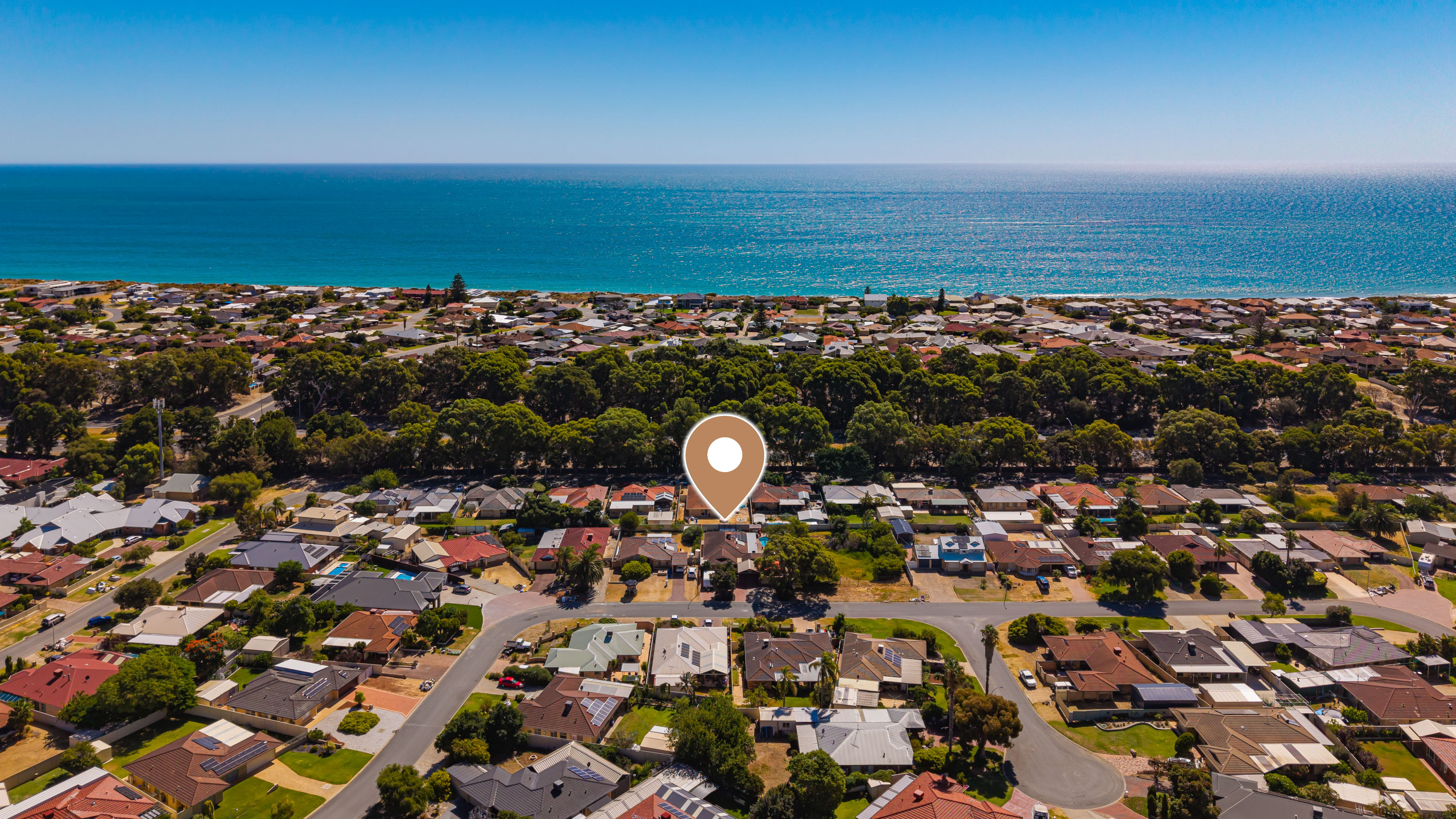 5-bedroom house at 32 FAIRWAY CRESCENT, Meadow Springs WA 6210, Mandurah, Western Australia