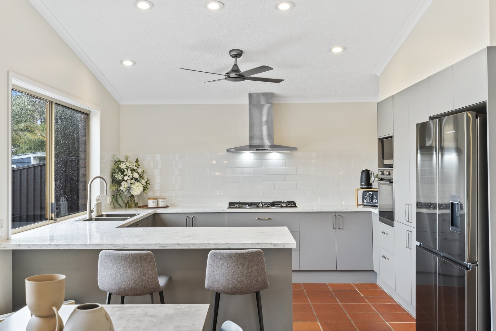 17 Crenshaw Court, Parkwood, QLD 4214 - Image 4