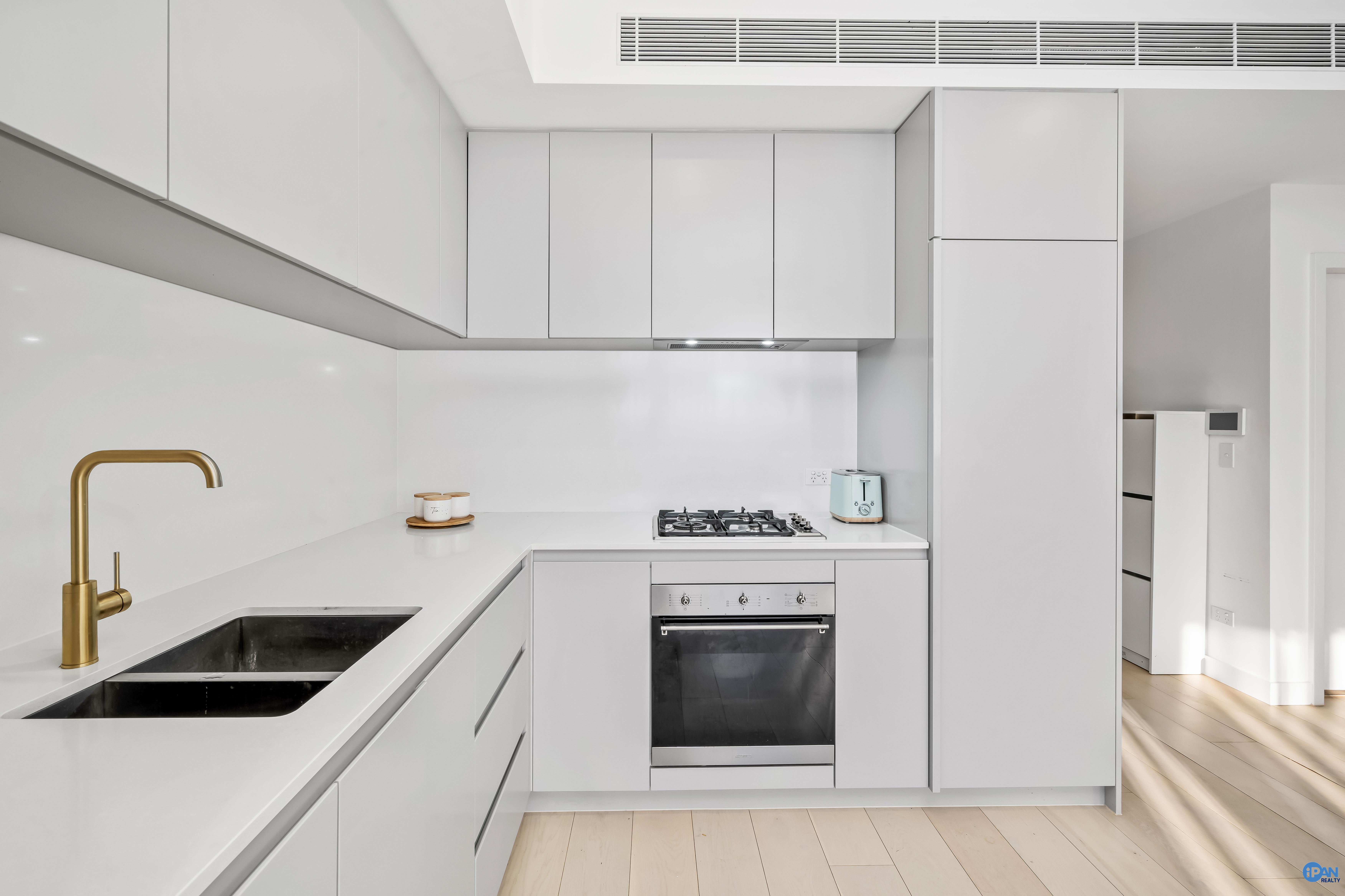 1901/12 Jack Brabham Drive, Hurstville, Nsw, 2220 - Image 2