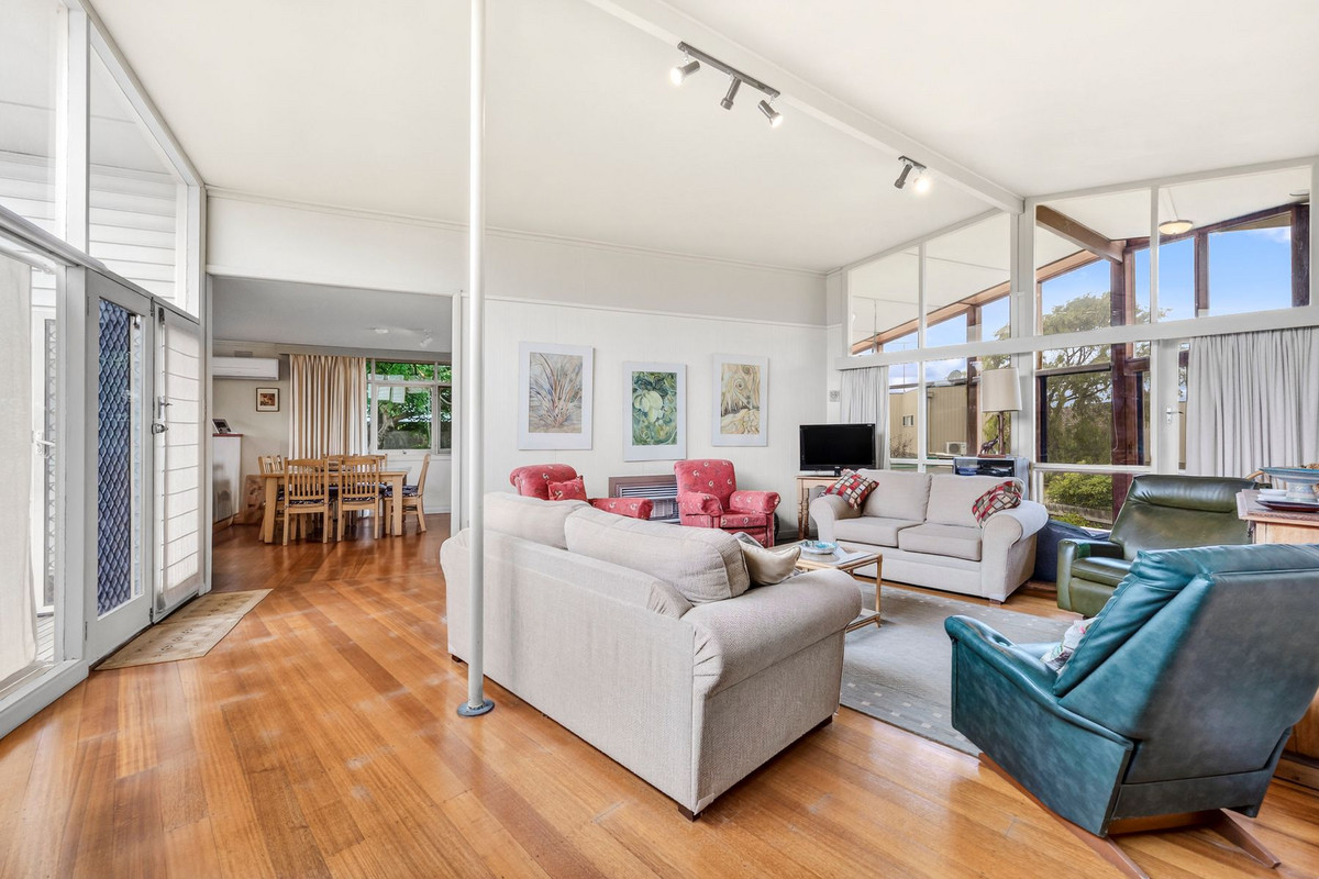 53 PRICE STREET, Torquay VIC 3228 - Image 2