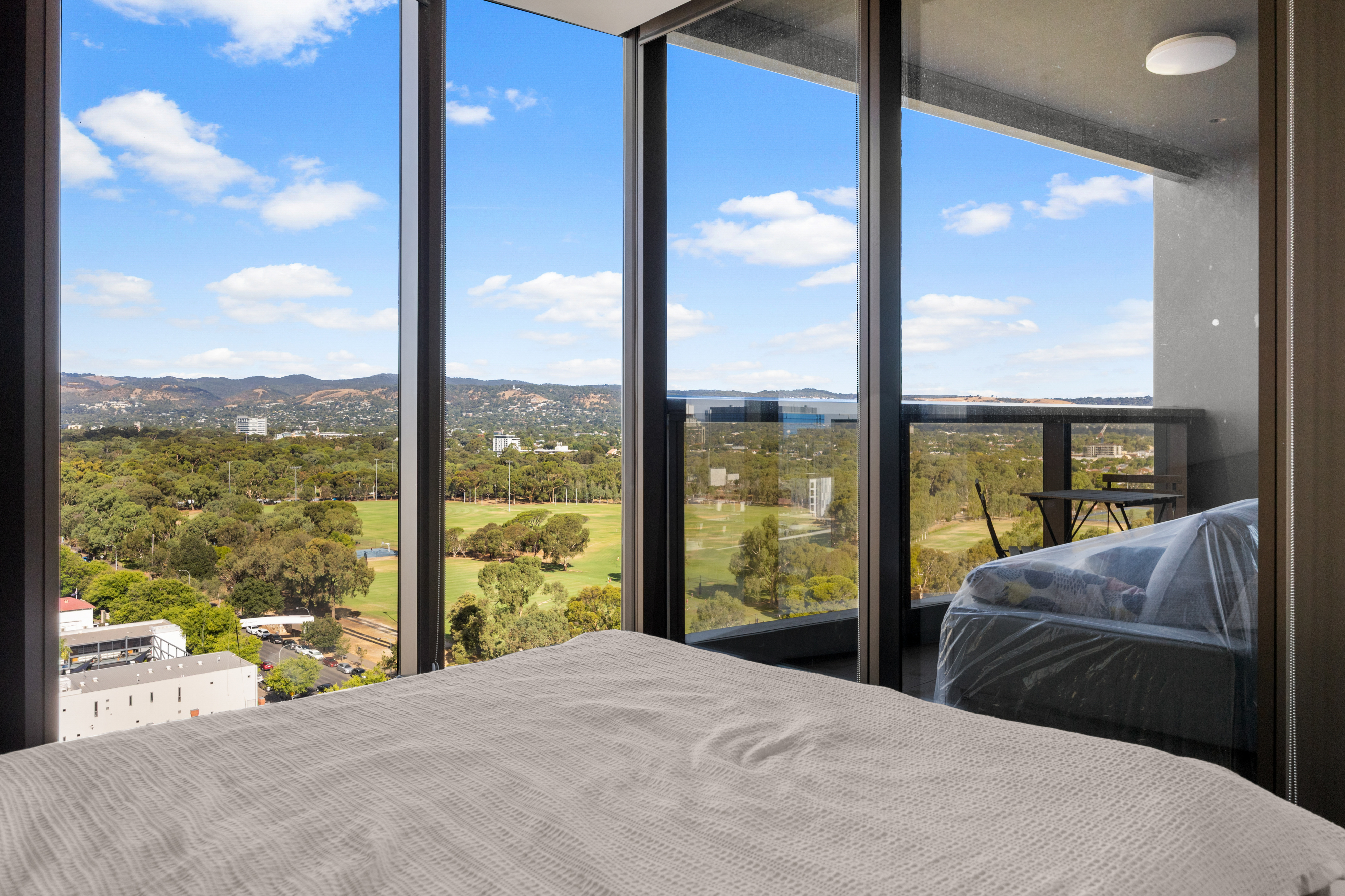 1402/421 King William Street, Adelaide, SA 5000 - Image 9