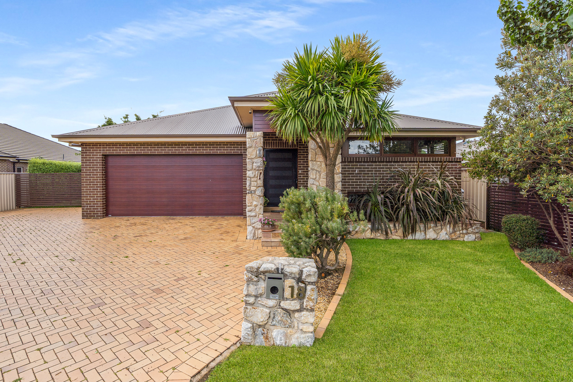 18 Botanic Way, Orange, NSW 2800 - Image 1