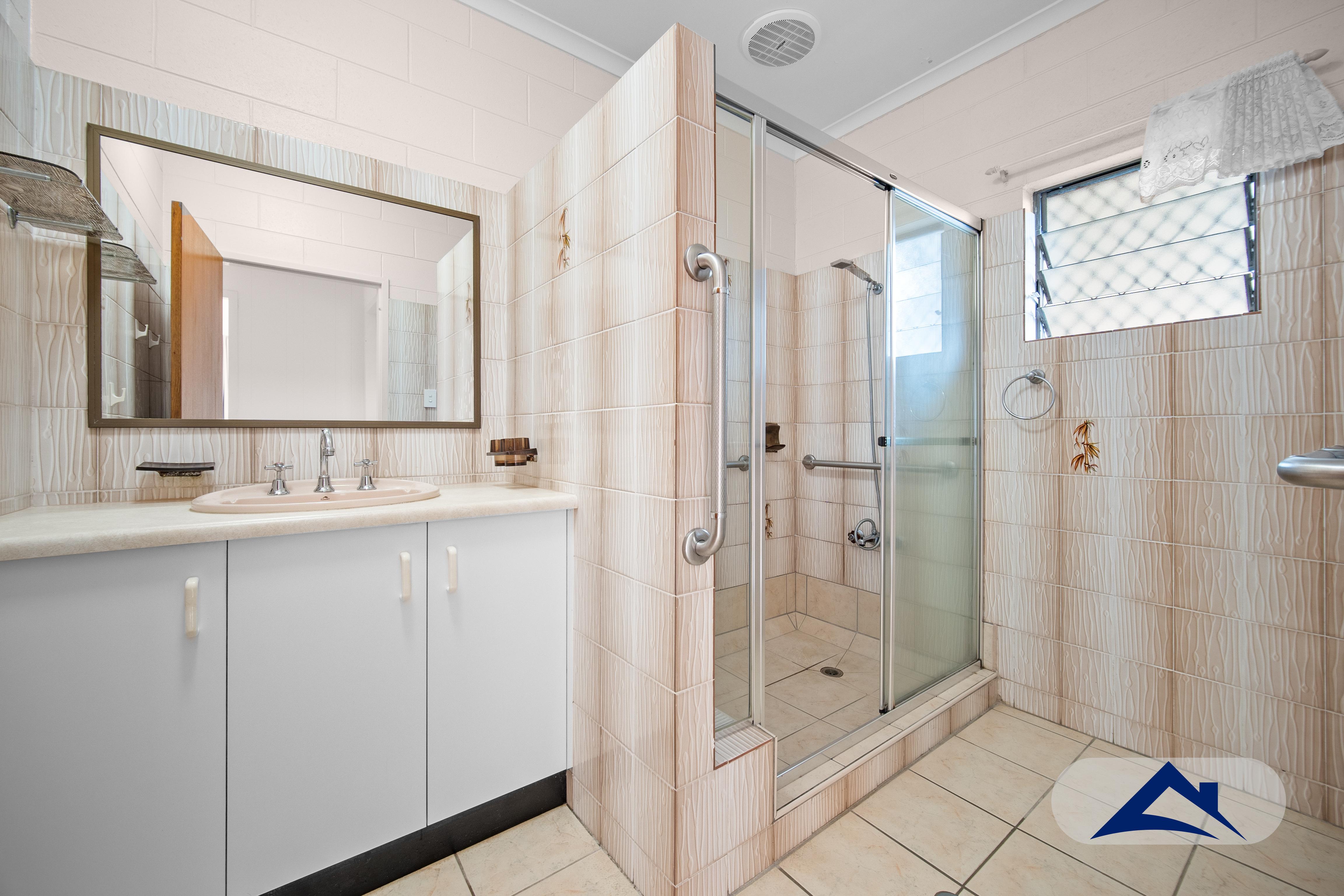 9 ANGELA STREET, Woree QLD 4868 - Image 4
