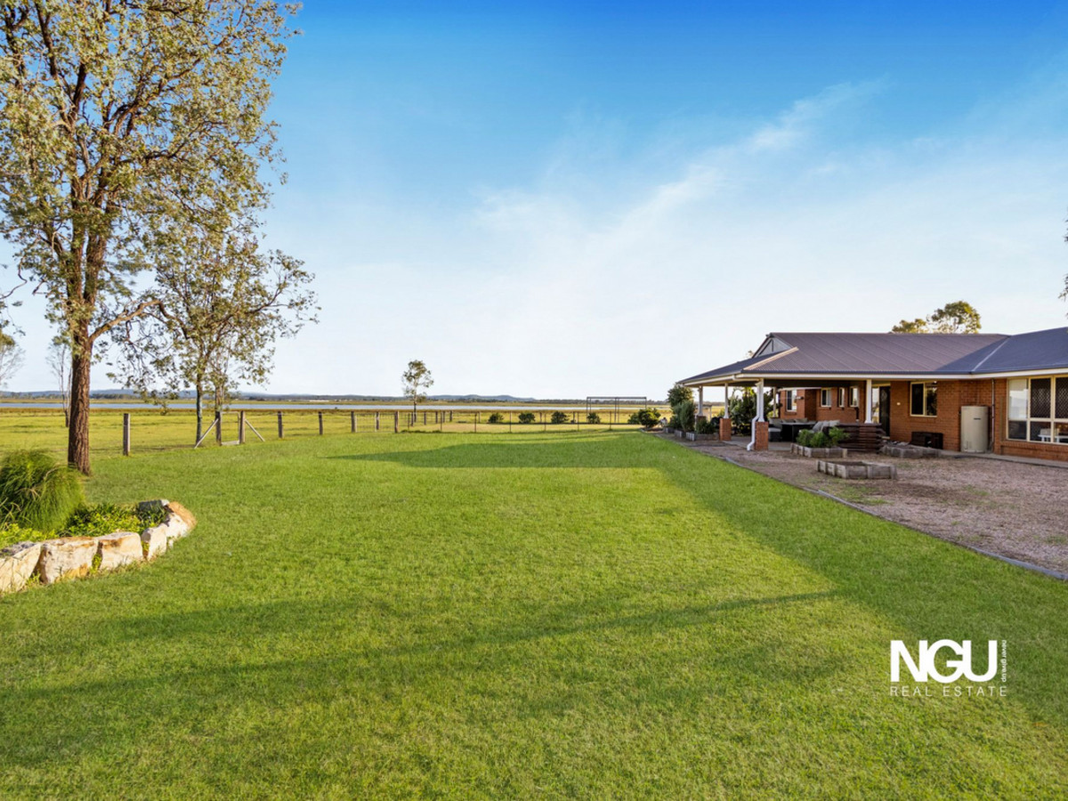 5-bedroom house at 10 Jimba Road, Lockyer Waters, QLD 4311, Lockyer Valley, Queensland