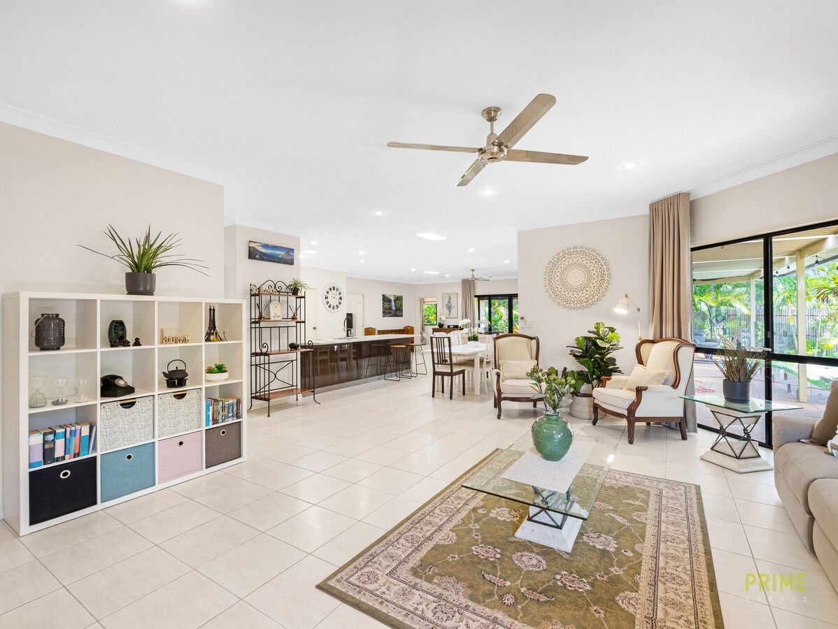 15 TREVISO COURT, Urangan QLD 4655 - Image 4