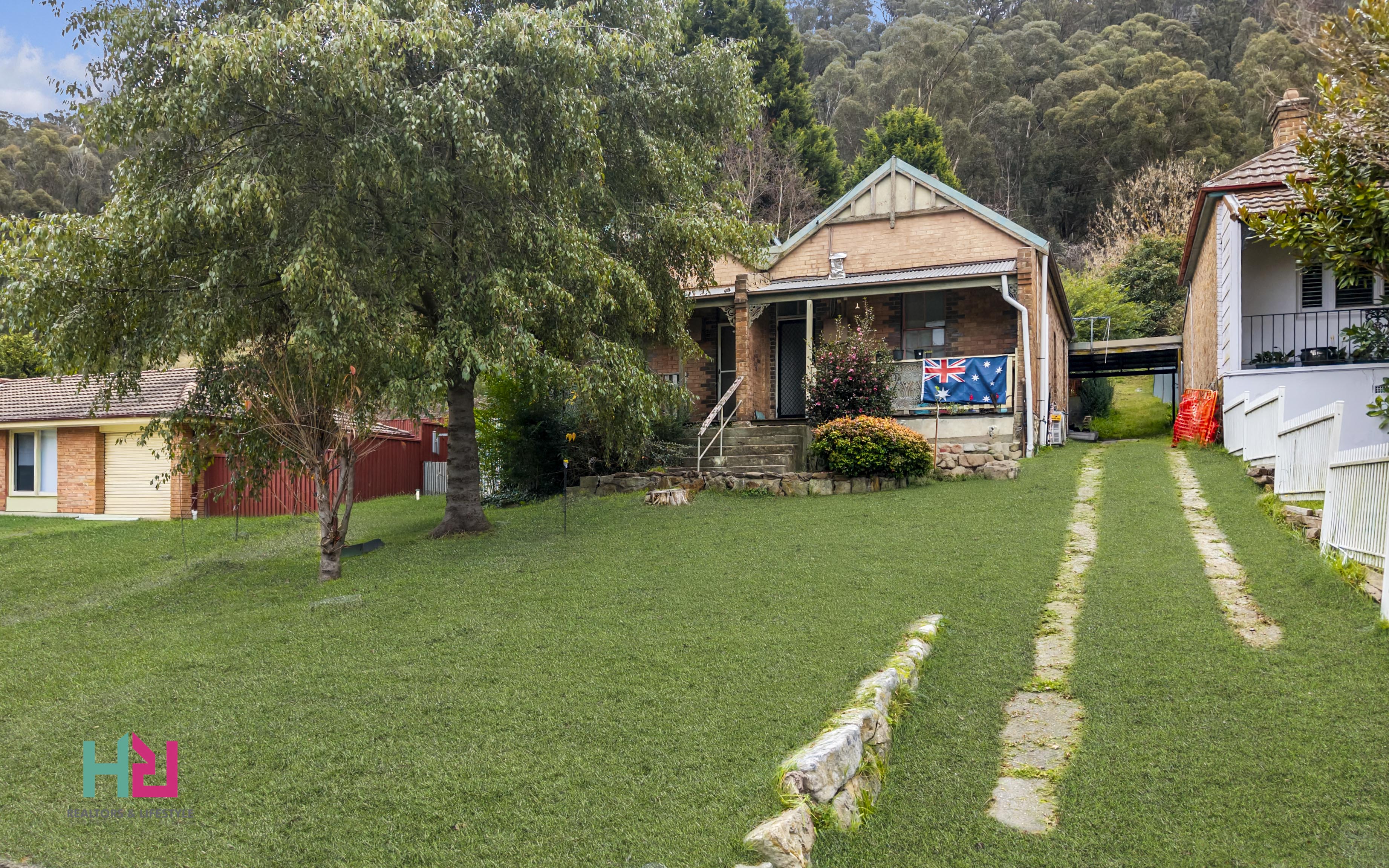 128-130 Macaulay Street, Lithgow, Nsw, 2790 - Image 1