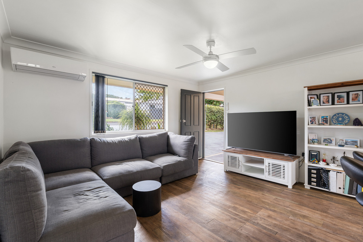 42 Noll Street, Kearneys Spring, Qld, 4350 - Image 2