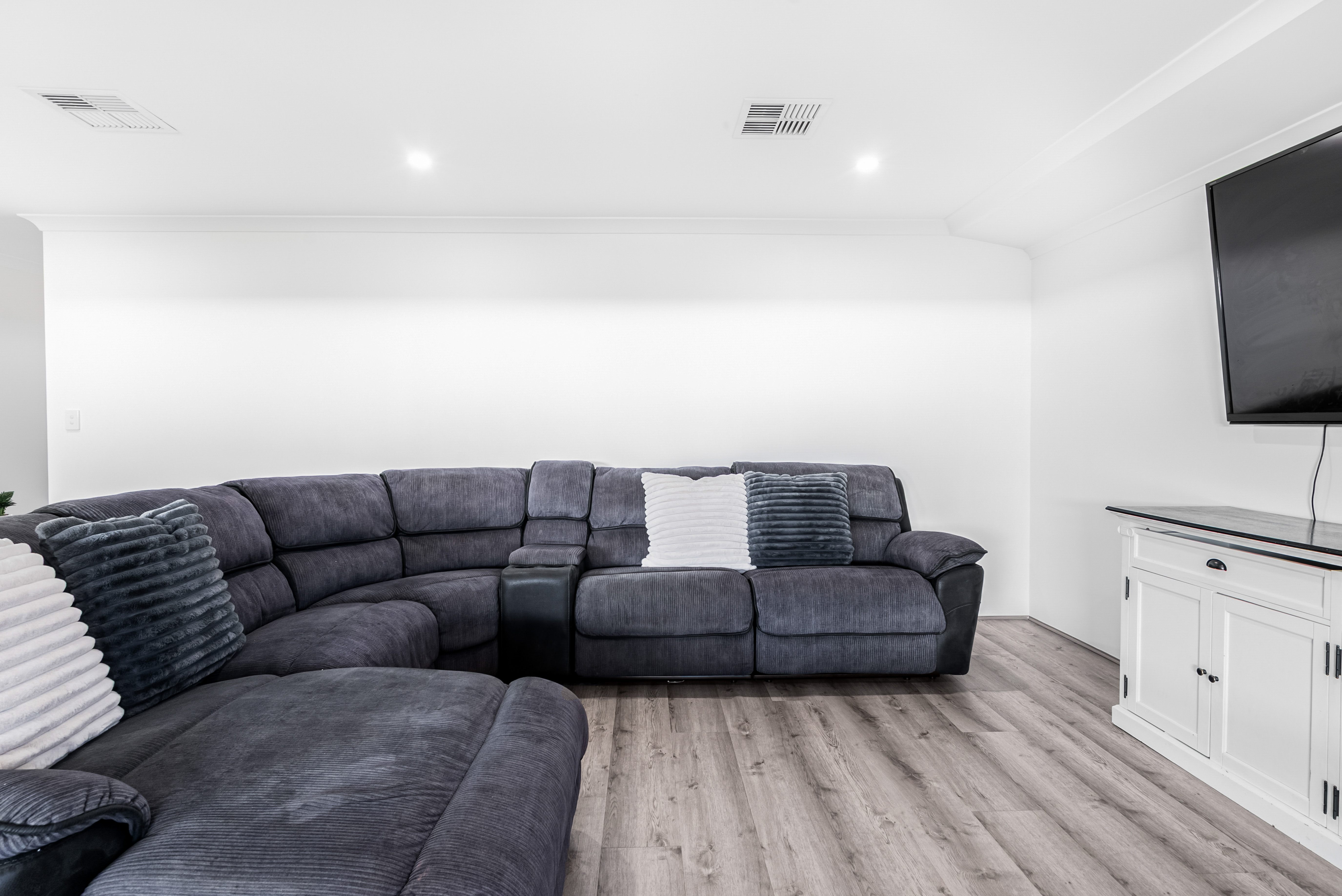 31 Salhouse Road, Aveley, WA 6069 - Image 7