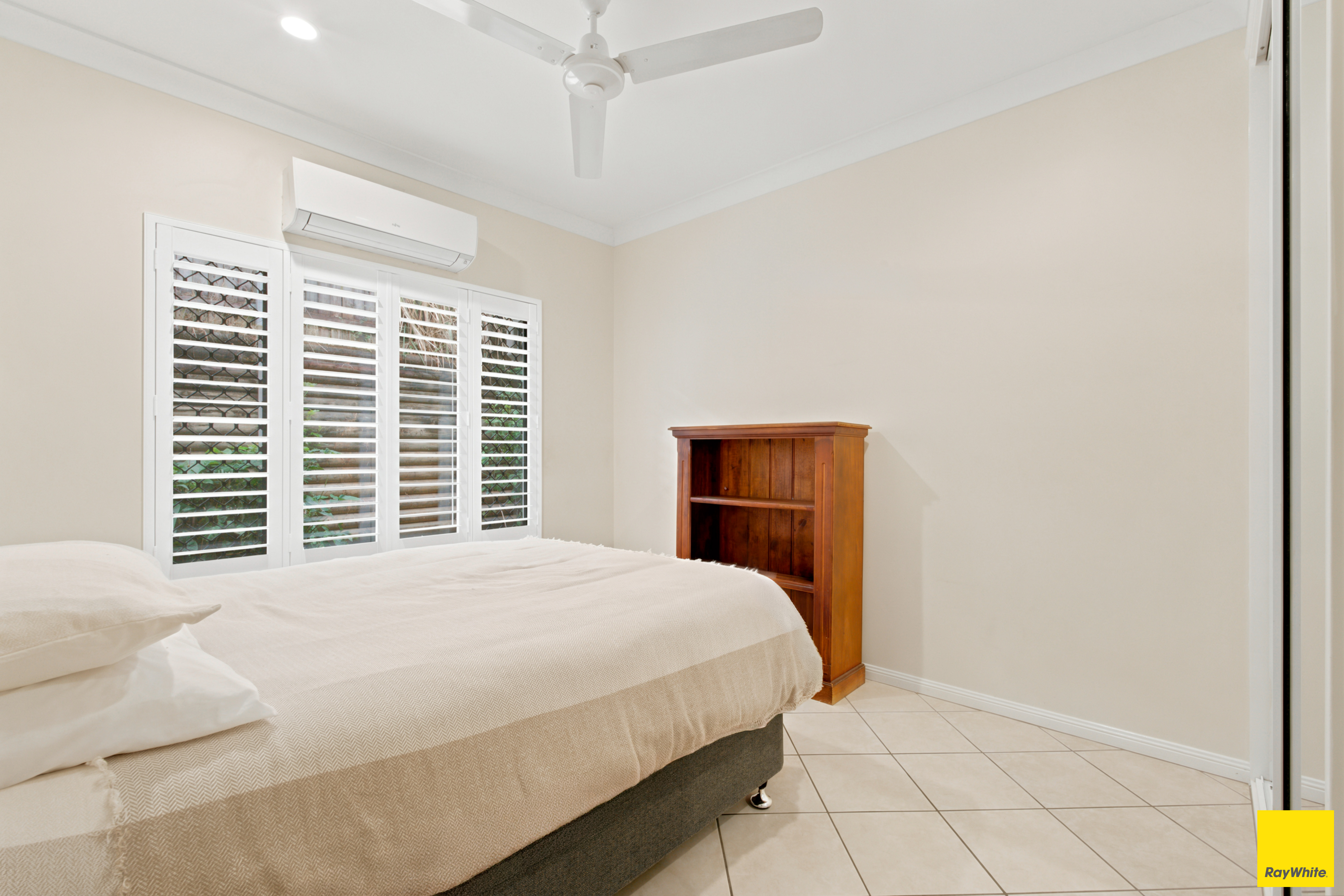 25 Surtees Close, Bentley Park, QLD 4869 - Image 9